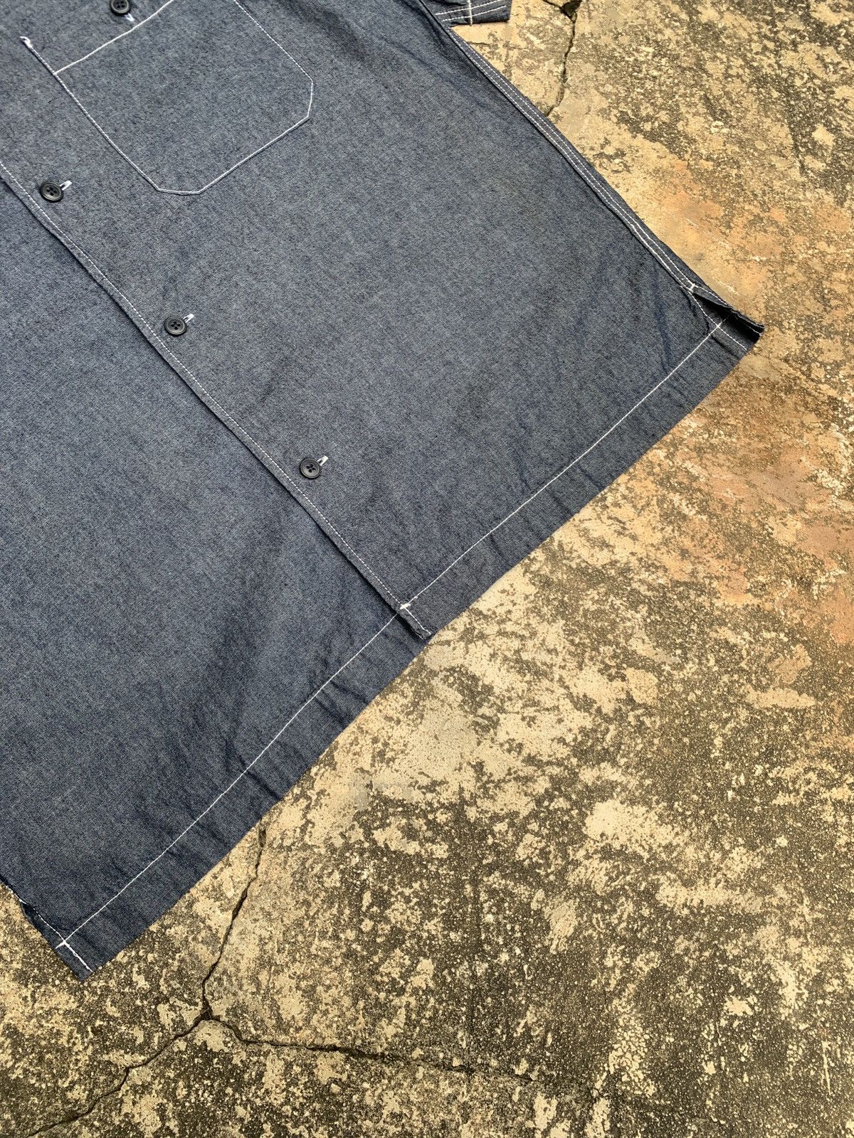 GU × Japanese Brand × Uniqlo GU Global Uniqlo Japan Denim Like Blue Oversize Shirt Size US L / EU 52-54 / 3 - 5 Thumbnail