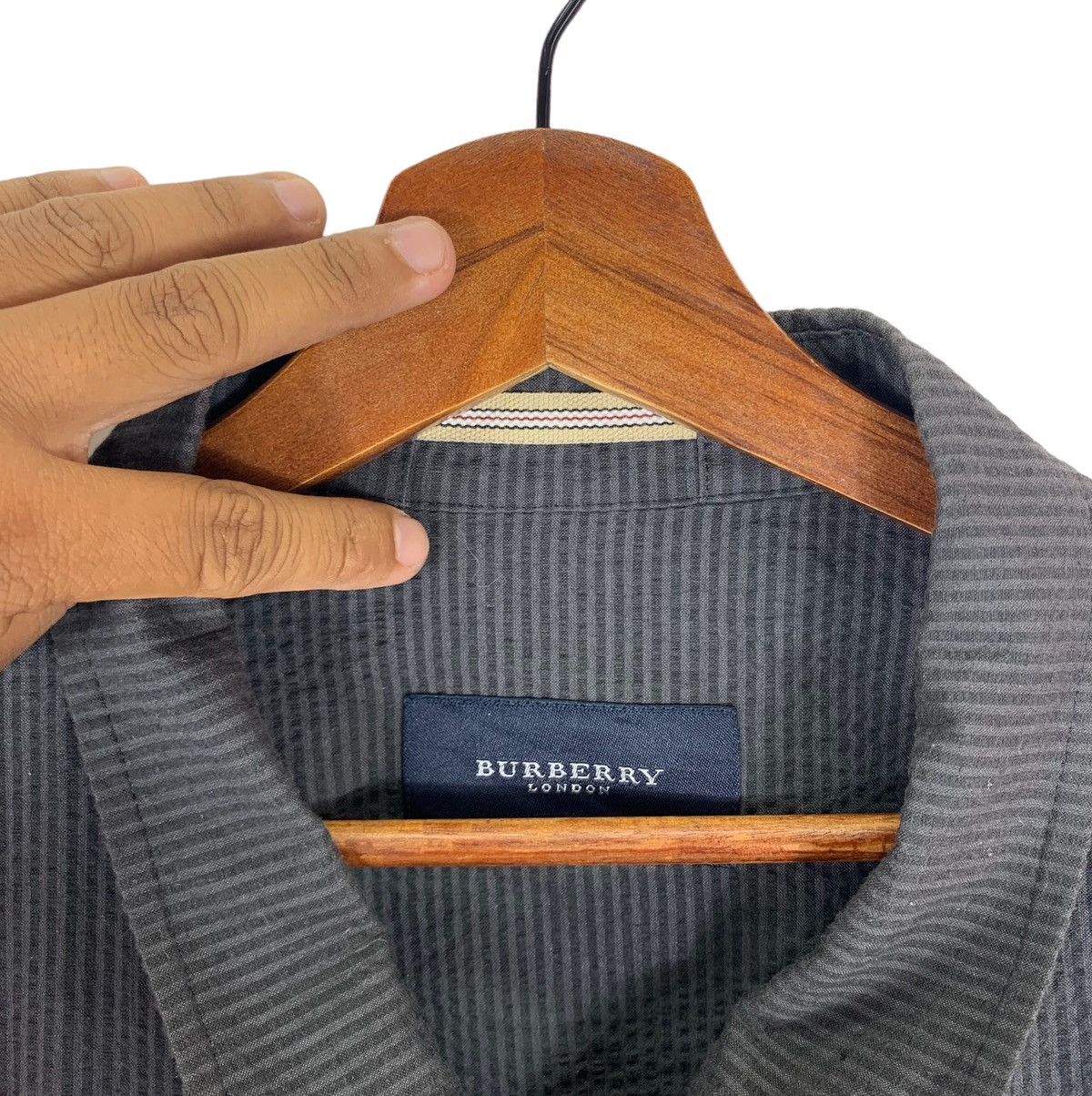 Burberry Burberry Of London Stripe Zipper Coach Jacket Size US XL / EU 56 / 4 - 5 Thumbnail