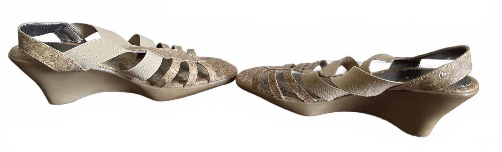 Other Soft Style Hush Puppies Womens 7.5 Beige Wedge Sandals Comfy Size US 7.5 / IT 37.5 - 5 Thumbnail