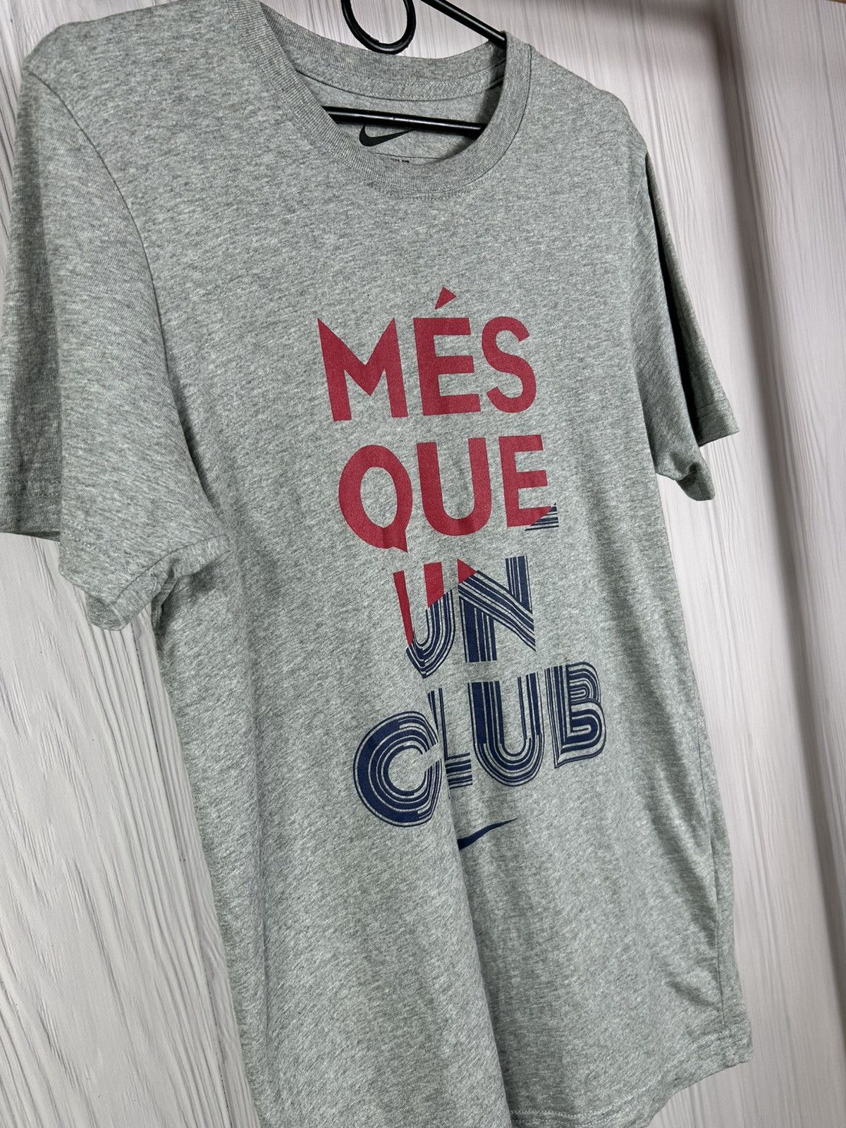 Nike Nike F.C. Barcelona Mes que un club T-Shirt Size S Size US S / EU 44-46 / 1 - 3 Thumbnail