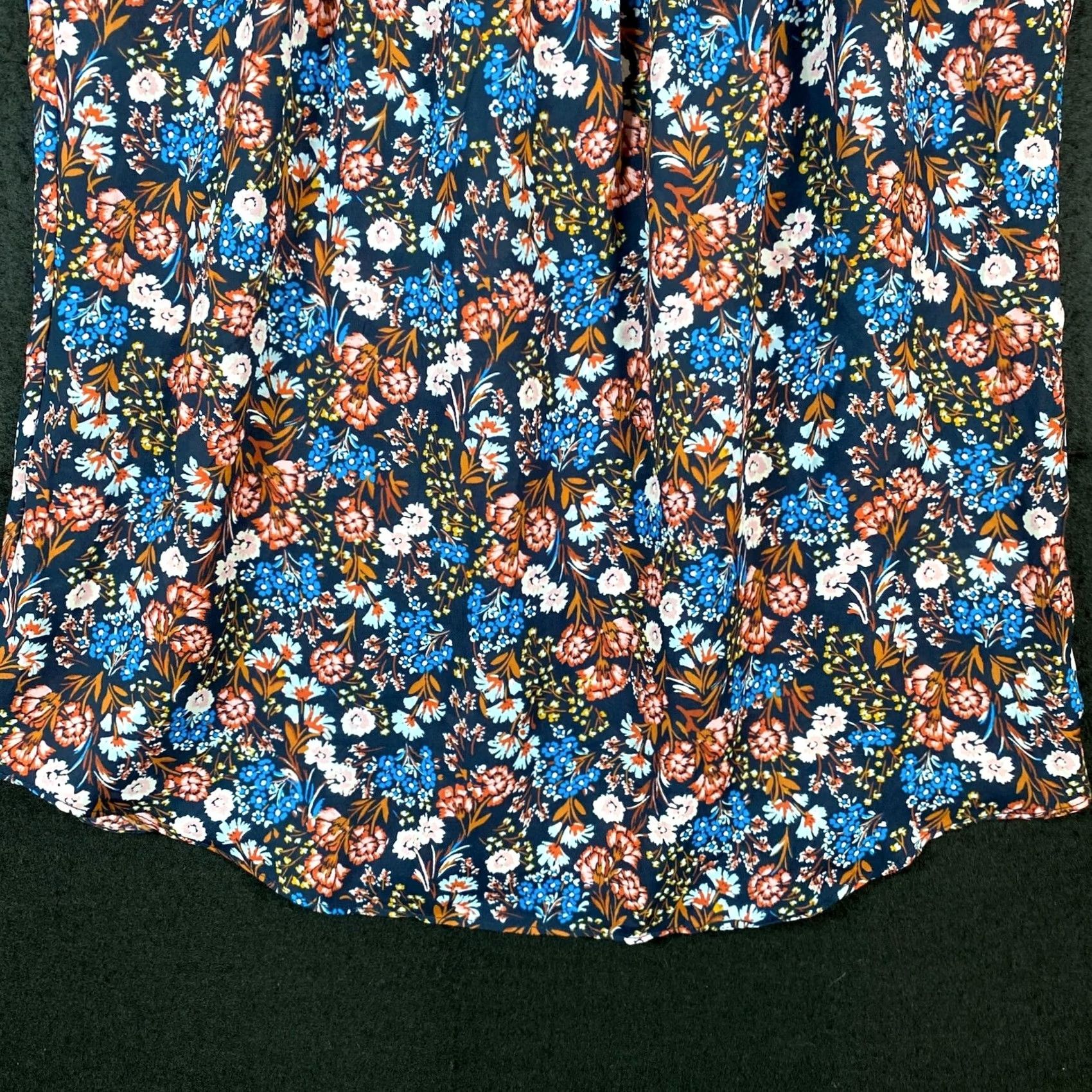 Lauren Conrad Lauren Conrad Blouse Short Sleeve Floral Multi Pleated Back Tie Small Womens Shirt Size S / US 4 / IT 40 - 3 Thumbnail