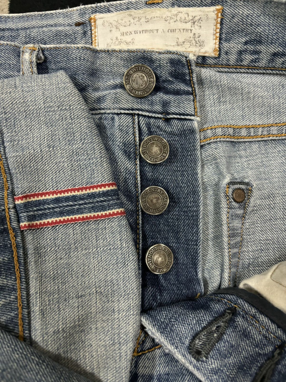 Japanese Brand Vintage Men Without A Country Selvedge Ripped Grunge Jeans Size US 29 - 5 Thumbnail