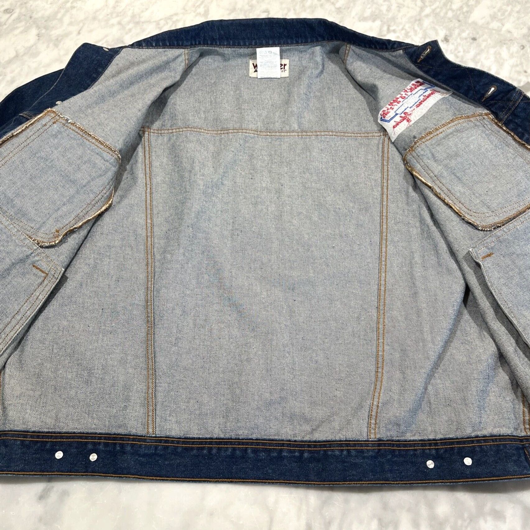 Wrangler VINTAGE Wrangler Rugged Wear Jean Jacket Mens 2XL Blue Denim Jacket USA Logo Embroidered Pockets Button Front Casual Workwear Men Size US 39 - 7 Thumbnail