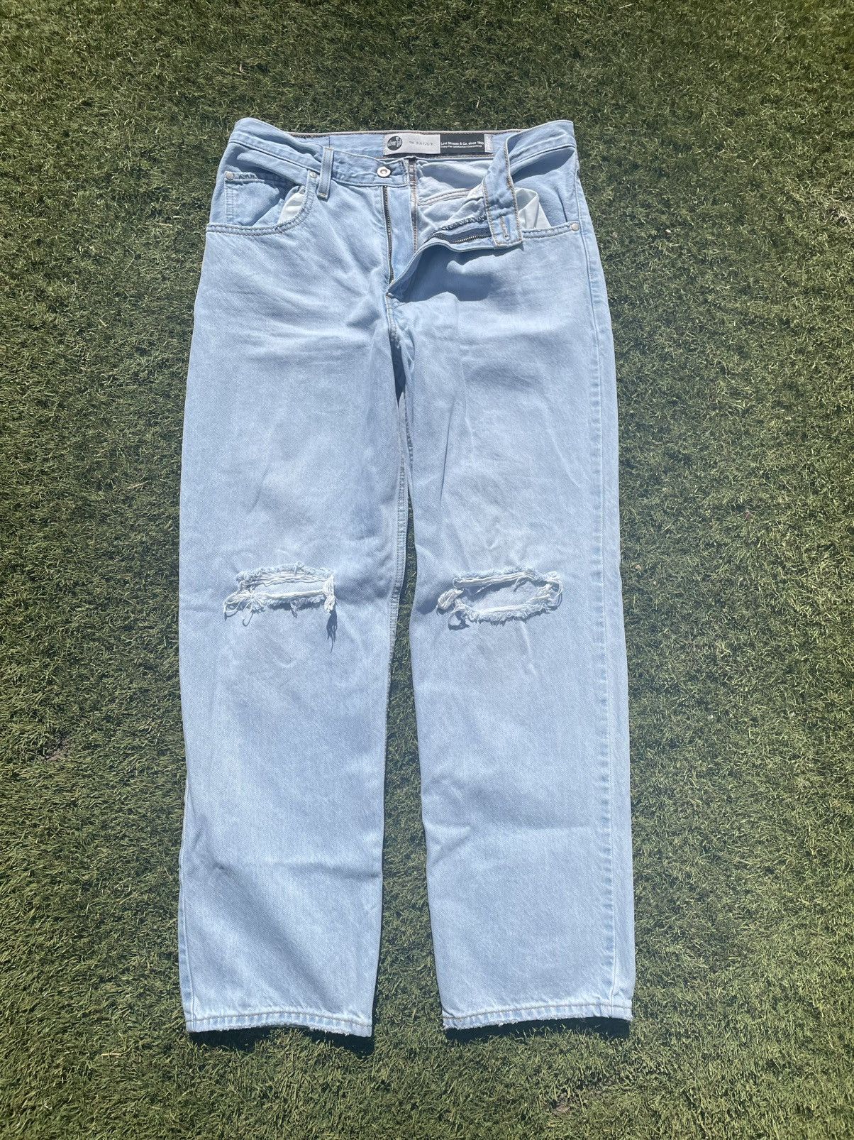Levi's Levi's SilverTab Jeans Women’s (34x39)Blue 94 Baggy Womens Size US 34 / EU 50 - 1 Thumbnail