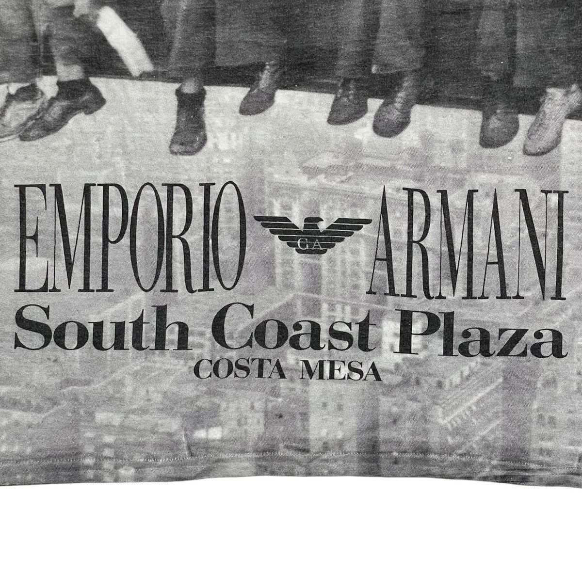 Emporio Armani Vintage 1991 Emporio Armani "Lunch atop a Skyscraper" Tee Size US XL / EU 56 / 4 - 2 Thumbnail