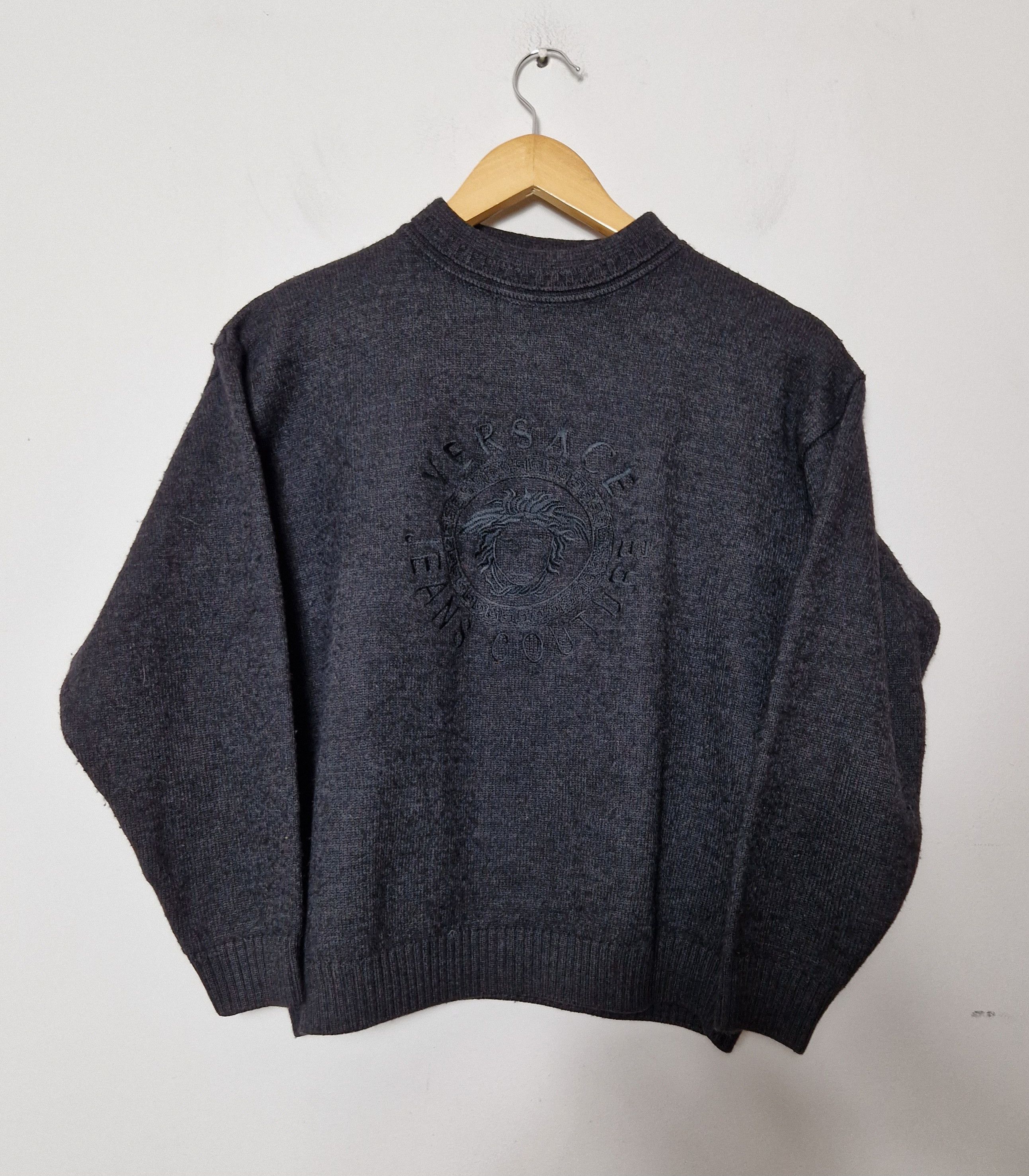 Versace Versace big medusa logo sweater Size L / US 10 / IT 46 - 1 Thumbnail
