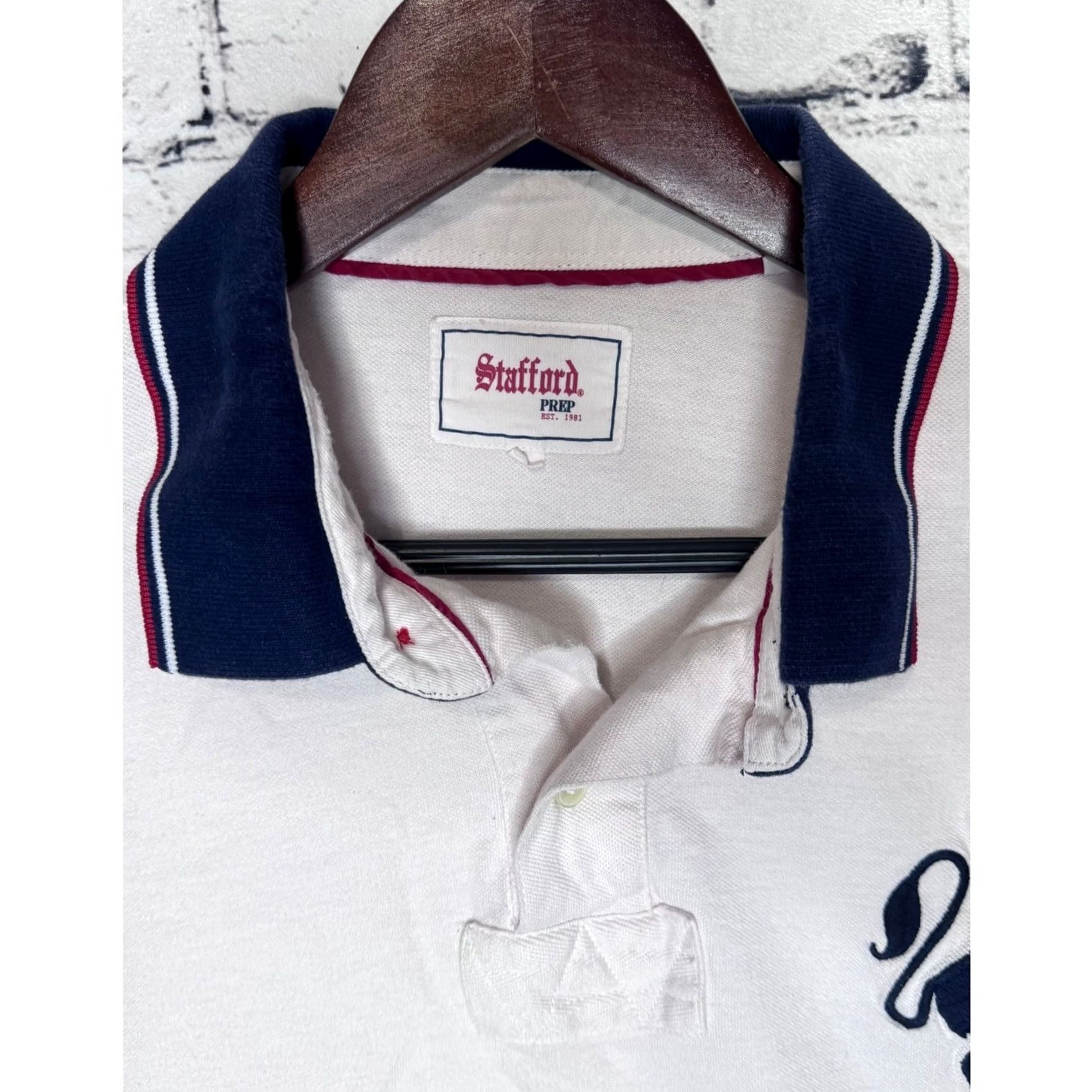 Stafford Stafford Prep Mens Polo Shirt White Lion Crest Short Sleeve Preppy Style Embroidered Logo Contrast Trim Golf Casual Size US XXL / EU 58 / 5 - 2 Thumbnail
