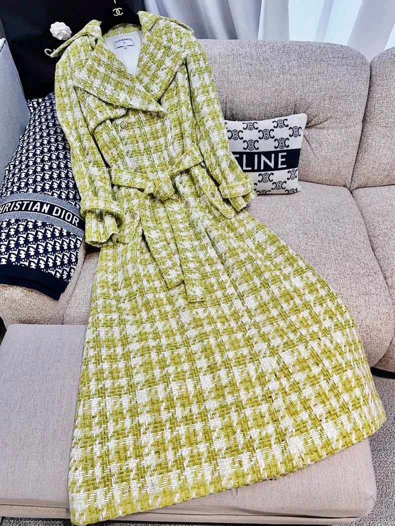 Chanel Chanel 22B avocado green check tweed coat Size XS / US 0-2 / IT 36-38 - 3 Thumbnail
