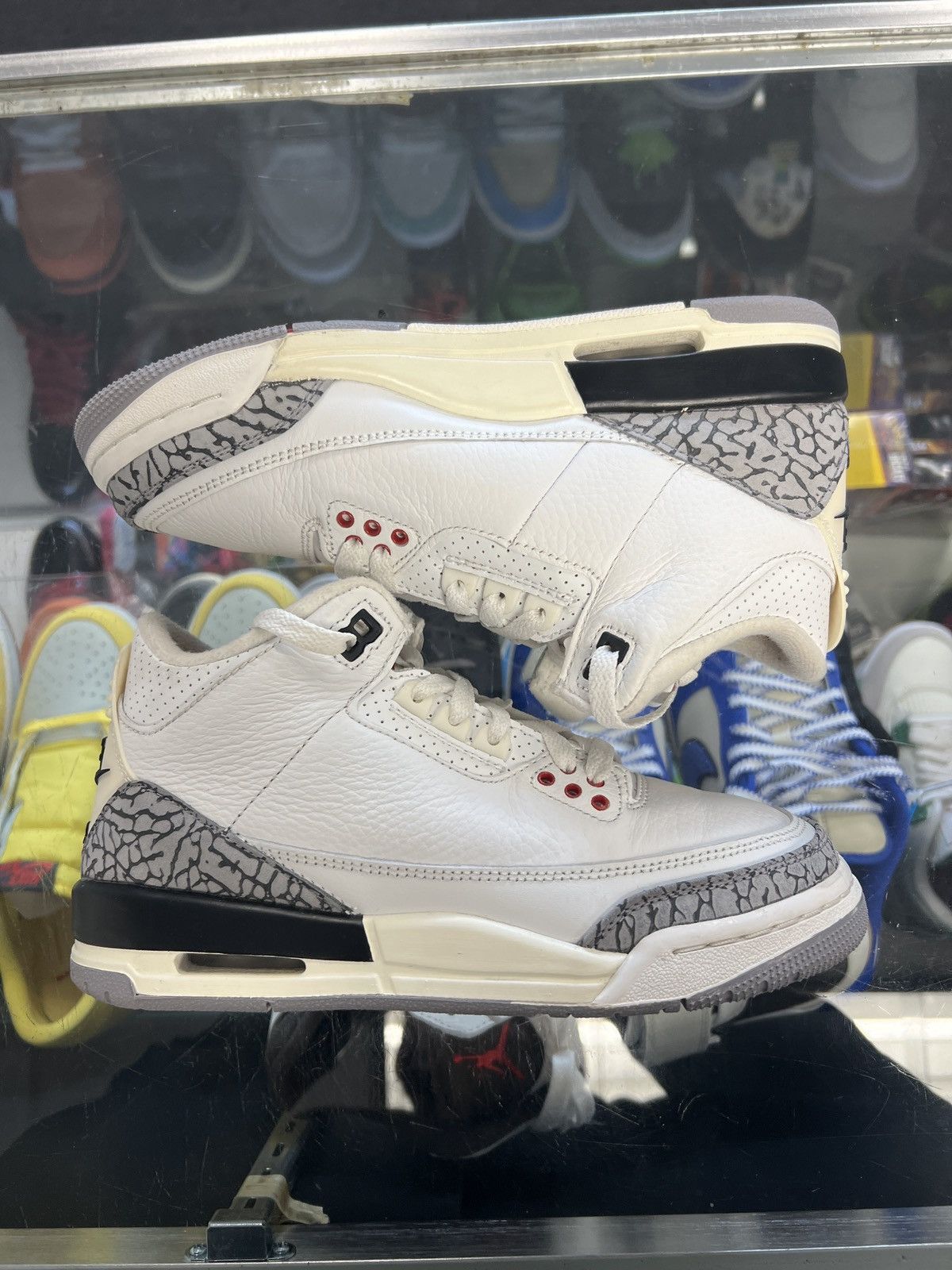 Jordan Brand × Nike Nike Air Jordan 3 White Cement Reimagined Size US 5.5 / EU 38 - 5 Thumbnail