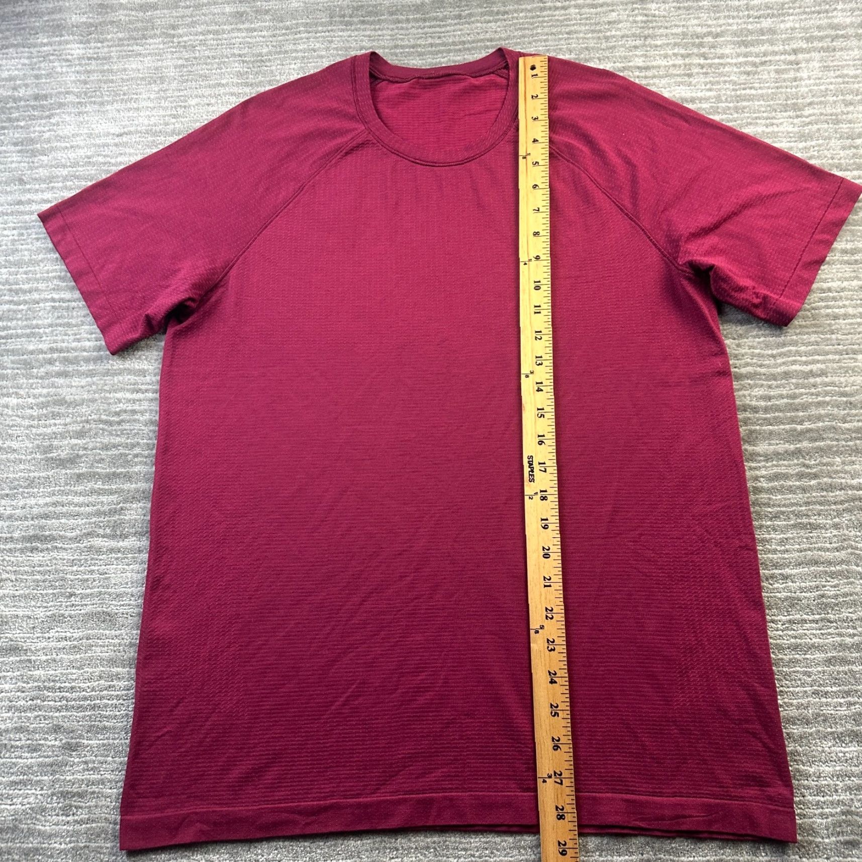Lululemon Lululemon Shirt Mens Medium Red Metal Vent Tech Short Sleeve Gym Size US L / EU 52-54 / 3 - 8 Thumbnail