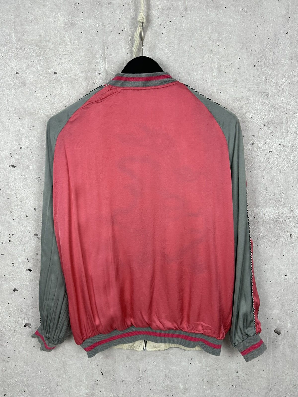 Diesel × Japanese Brand × Vintage Diesel Japanese Style Viscose Reversible Zip Women’s Bomber Size S / US 4 / IT 40 - 19 Thumbnail