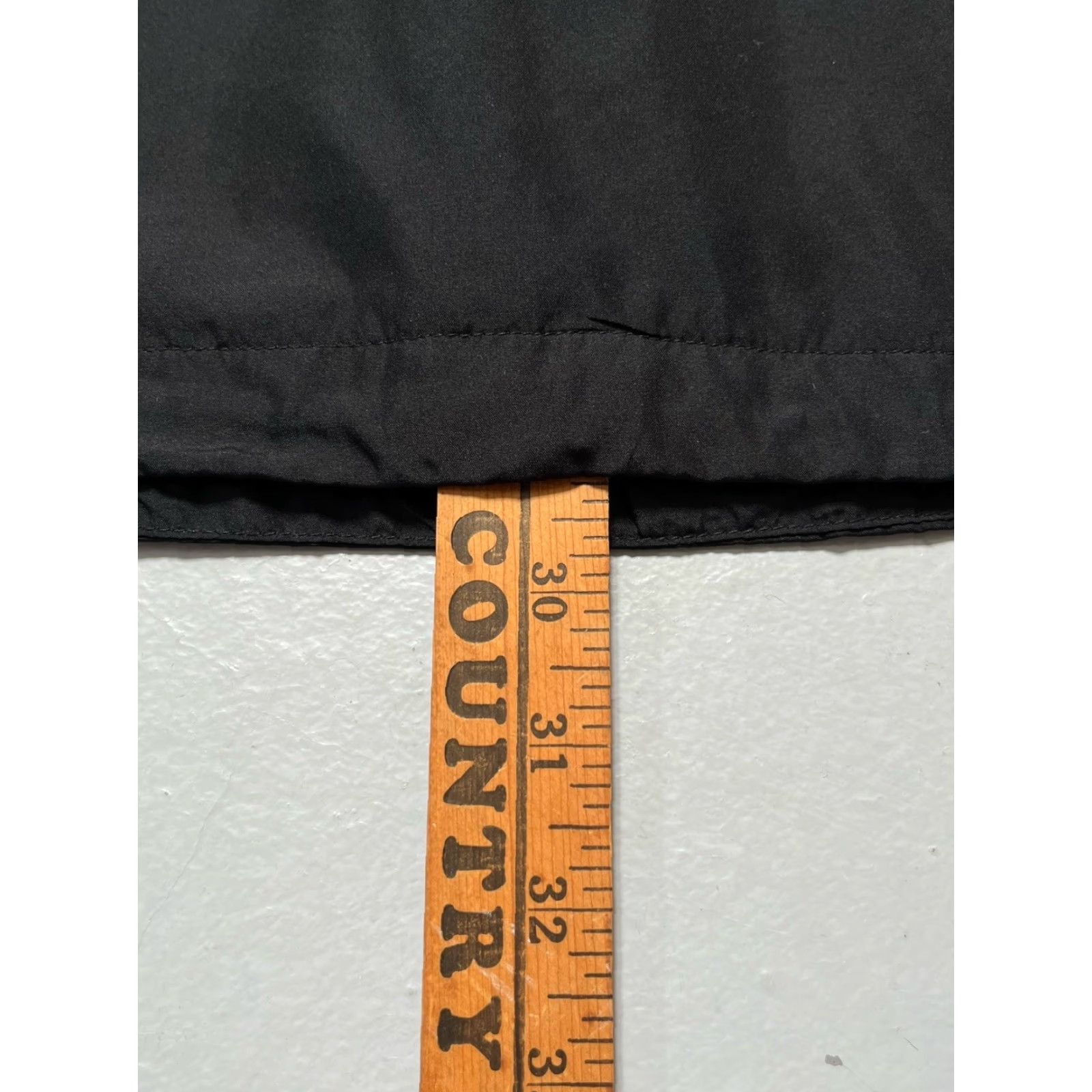 Nike VINTAGE Nike ACG Jacket unisex Adults M Windbreaker 90s Black Zip Pullover Anorak Outdoor Hiking Camp Sports Leisure Gorp Mens Womens Size US M / EU 48-50 / 2 - 3 Thumbnail