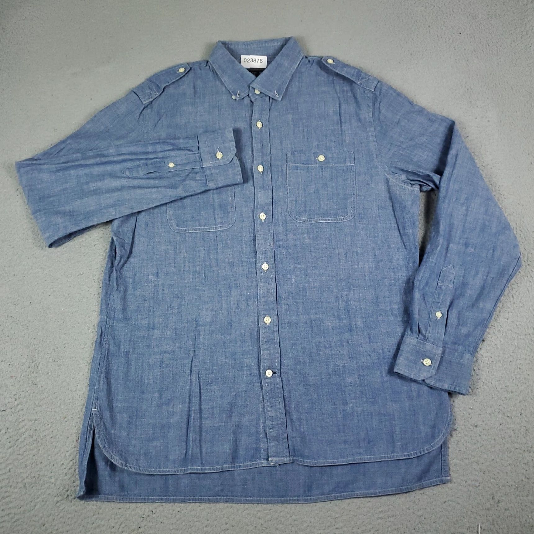 Banana Republic Banana Republic Shirt Mens 16.5 Blue Button-Up Long Sleeve Cotton Casual Formal Workwear Modern Mens Size US L / EU 52-54 / 3 - 2 Thumbnail