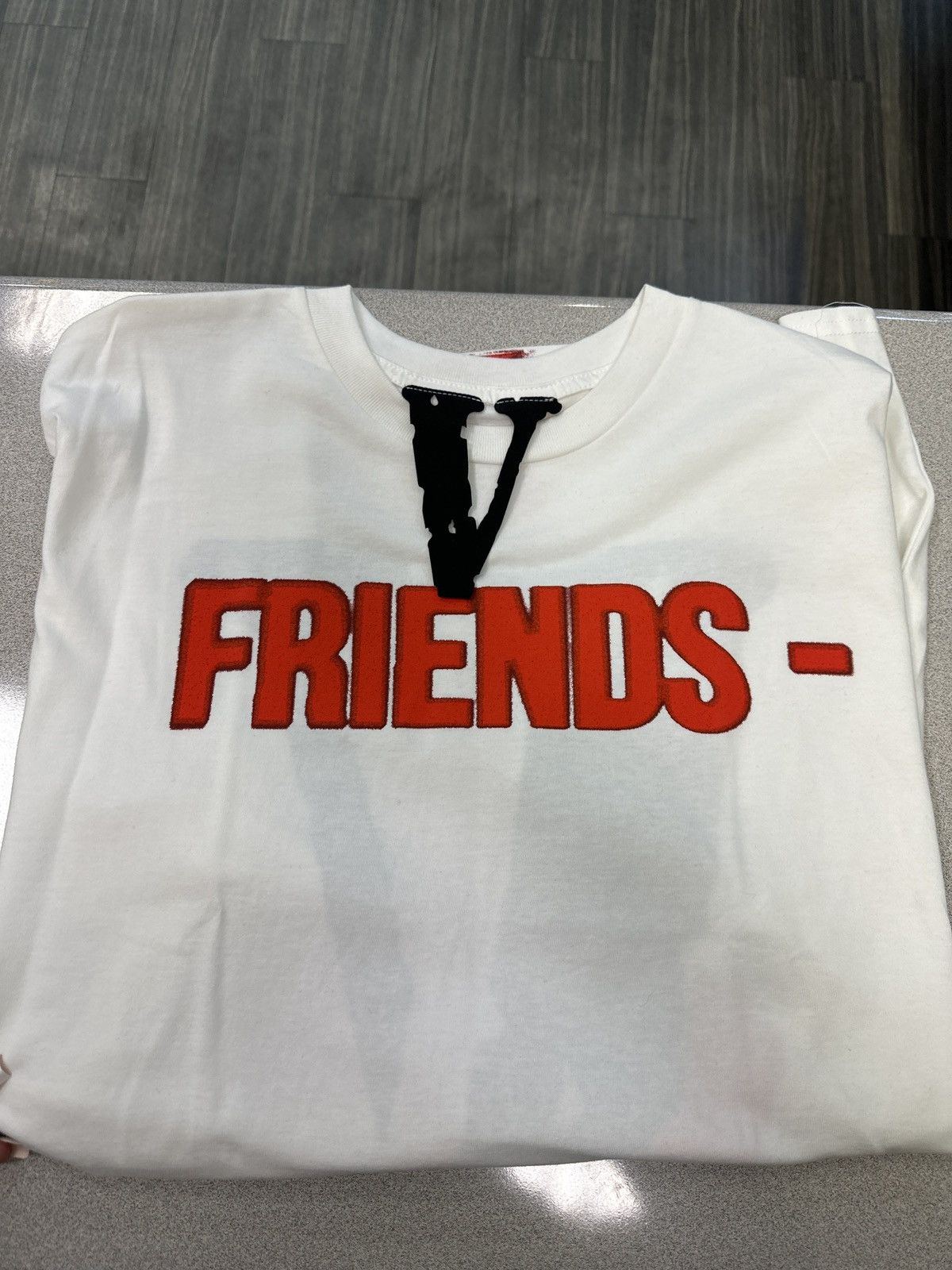 Vlone White Friends Vlone Tee Size US XXL / EU 58 / 5 - 3 Thumbnail