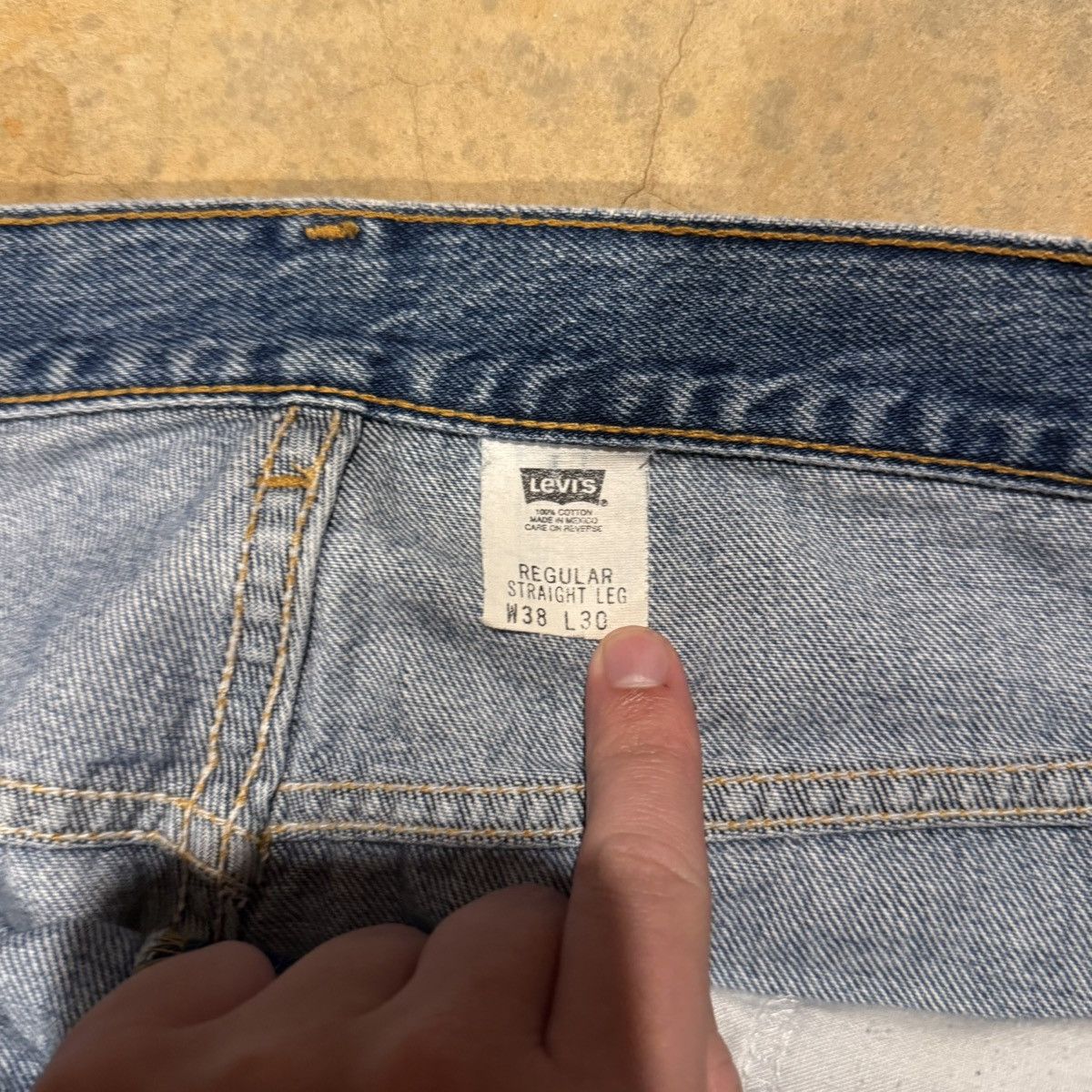 Levi's 1990s Levi’s 647 Faded Distressed Loose Fit Jeans ERD Grunge Size US 37 - 5 Thumbnail