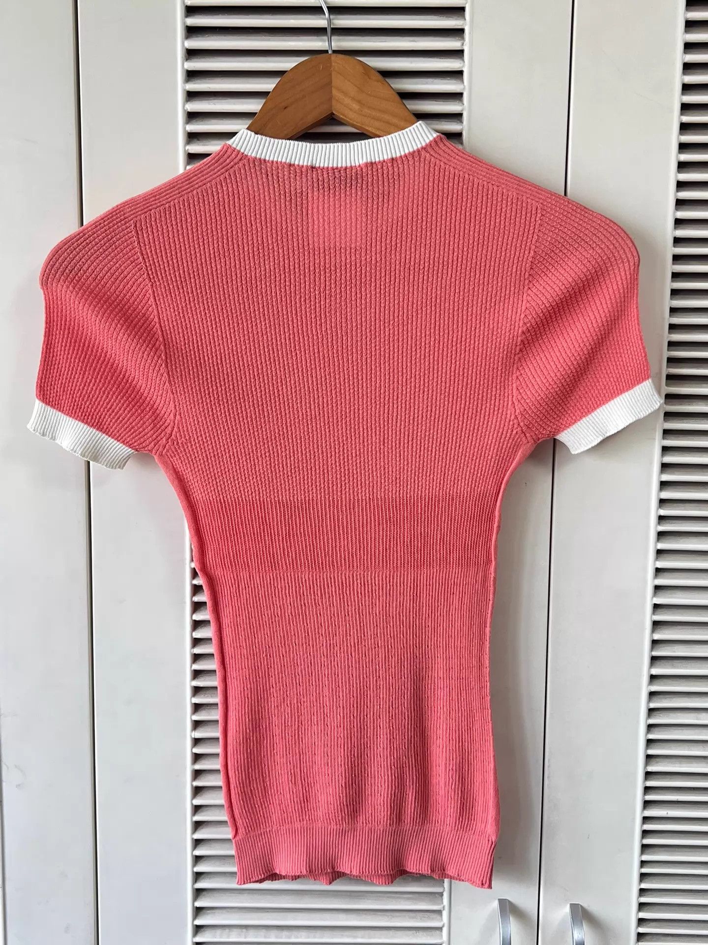Chanel Chanel orange knit short-sleeve top 36 CC crystal logo Size XS / US 0-2 / IT 36-38 - 2 Thumbnail