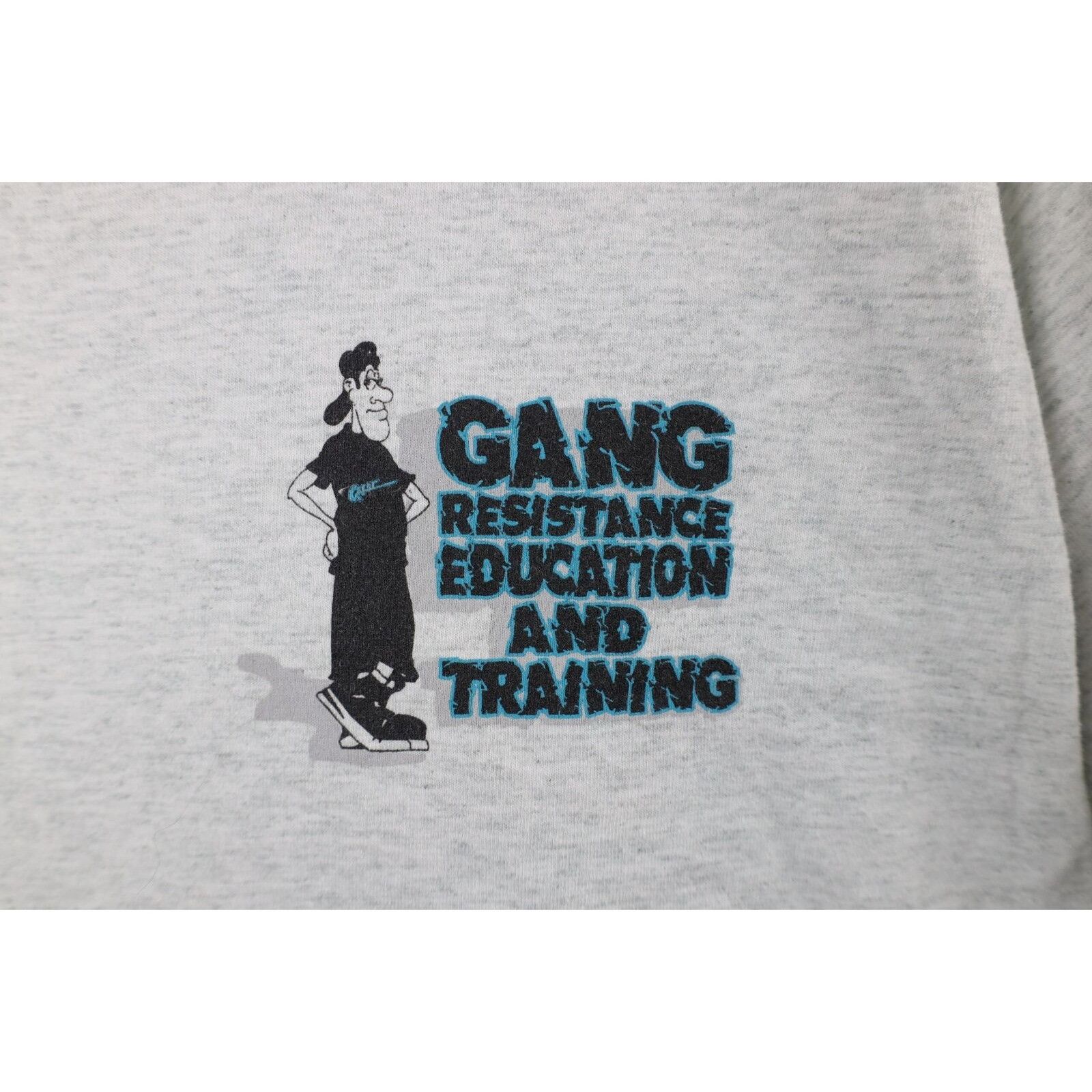 Vintage Vintage 90s Streetwear Spell Out Gang Resistance T-Shirt Size US L / EU 52-54 / 3 - 4 Thumbnail
