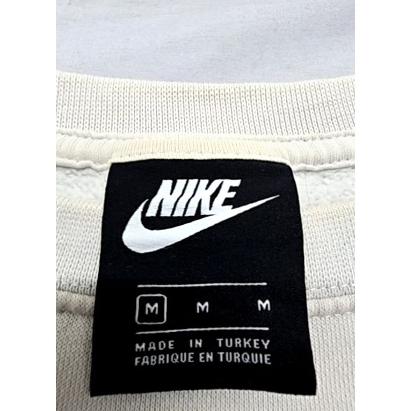 Nike Nike Colorblock Crewneck Sweatshirt M for Unisex Adults - White Beige, Long Sleeve, Pullover, Casual Sweatshirt Size M / US 6-8 / IT 42-44 - 4 Thumbnail