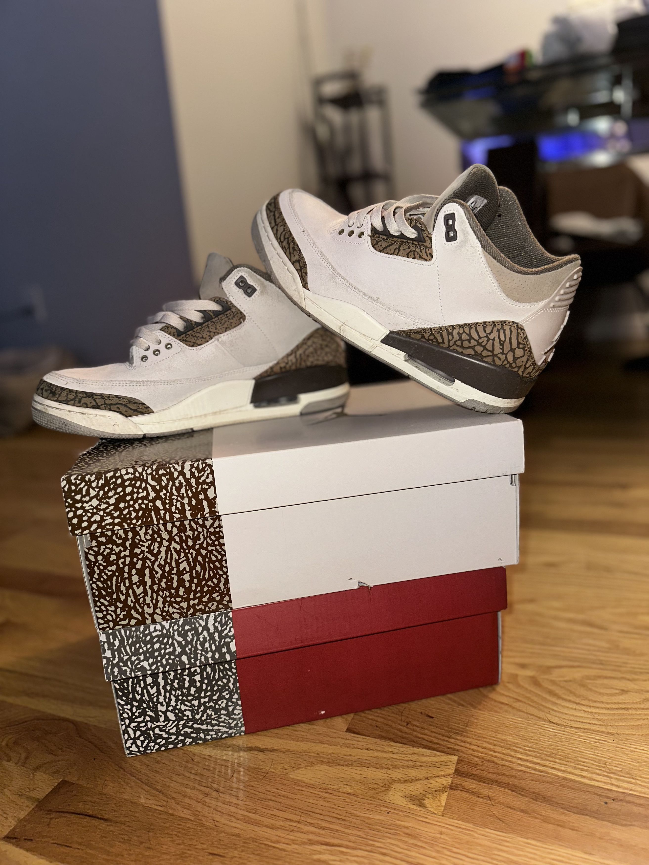 Jordan Brand Size 9.5 - Jordan 3 Retro Low Palomino Brown Tan Suede Size US 9.5 / EU 42-43 - 8 Thumbnail