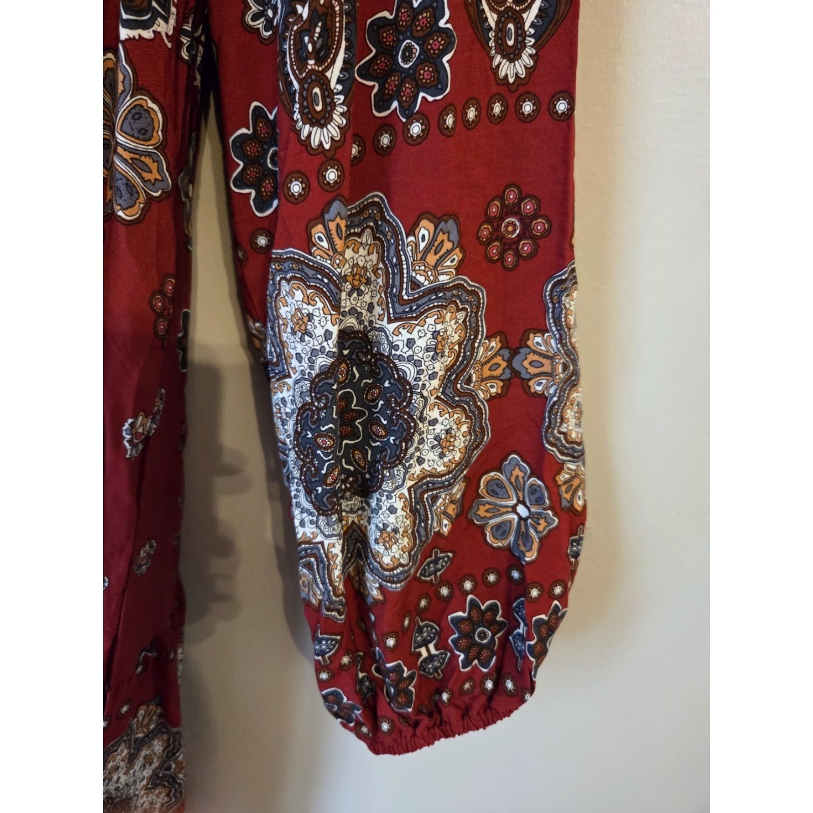 Shein SheIn Curve Red Floral Medallion Print Drop Waist Dress 1X Women Knee Length Boho Hippie V-Neck Long Sleeve Shift Dress Fits Plus Size Size XL / US 12-14 / IT 48-50 - 4 Thumbnail