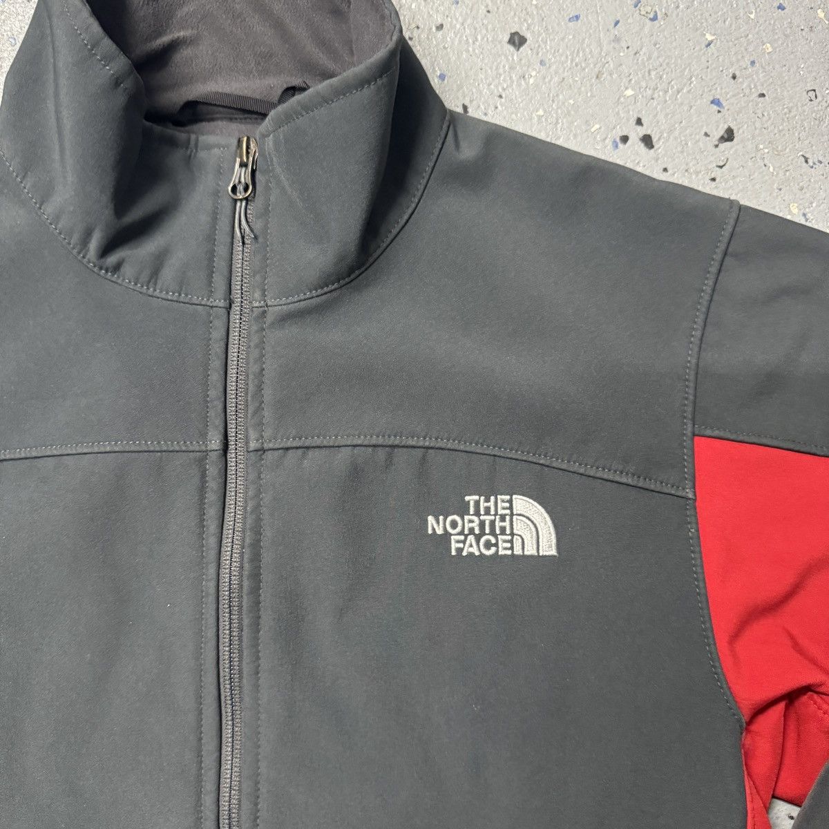 The North Face The North Face Men’s Softshell Fleece Jacket Grey SZ S Size US S / EU 44-46 / 1 - 3 Thumbnail