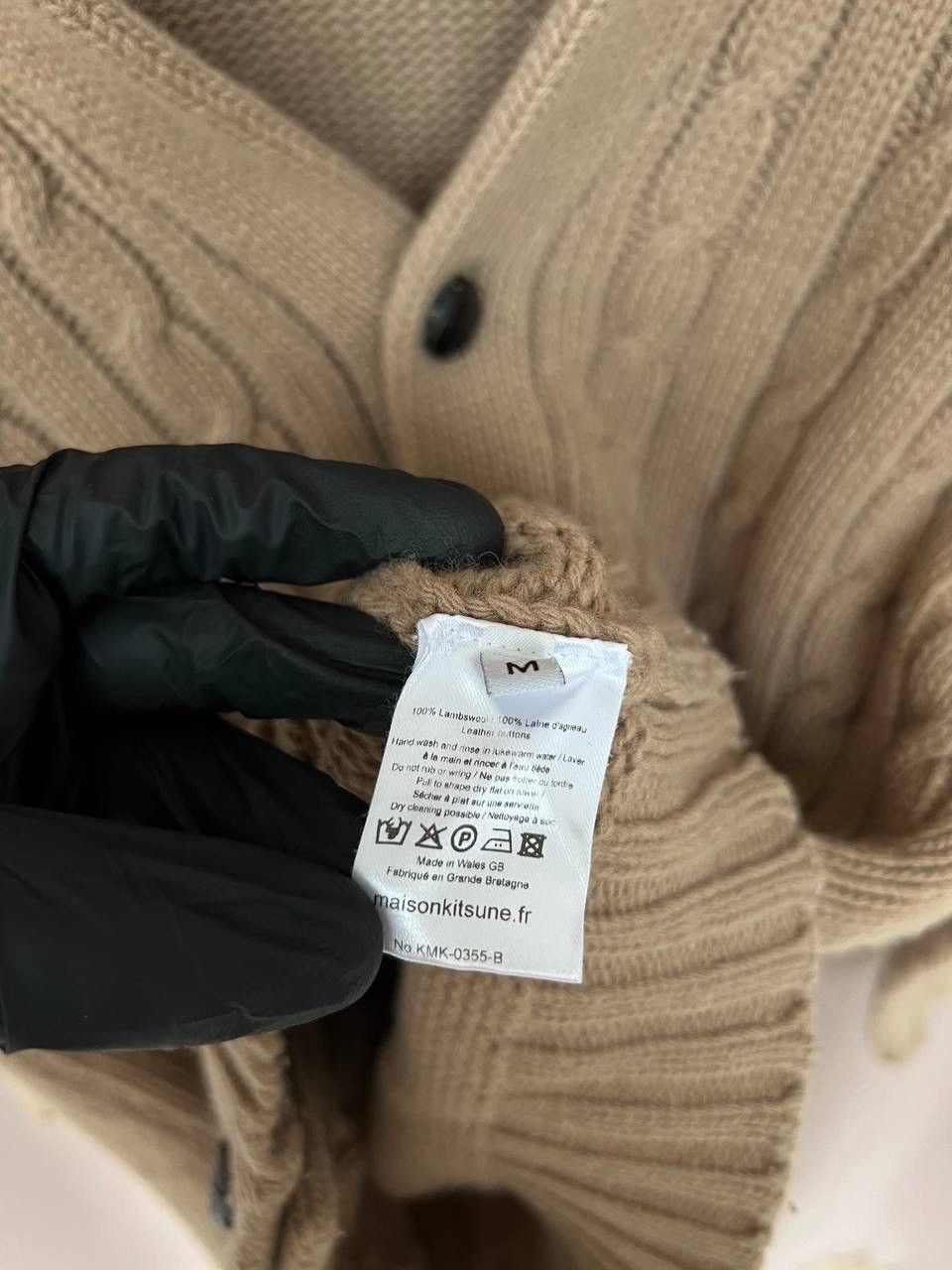 Maison Kitsune Maison Kitsune Cable Knit Wool Cardigan Size M Made in GB Size US M / EU 48-50 / 2 - 11 Thumbnail