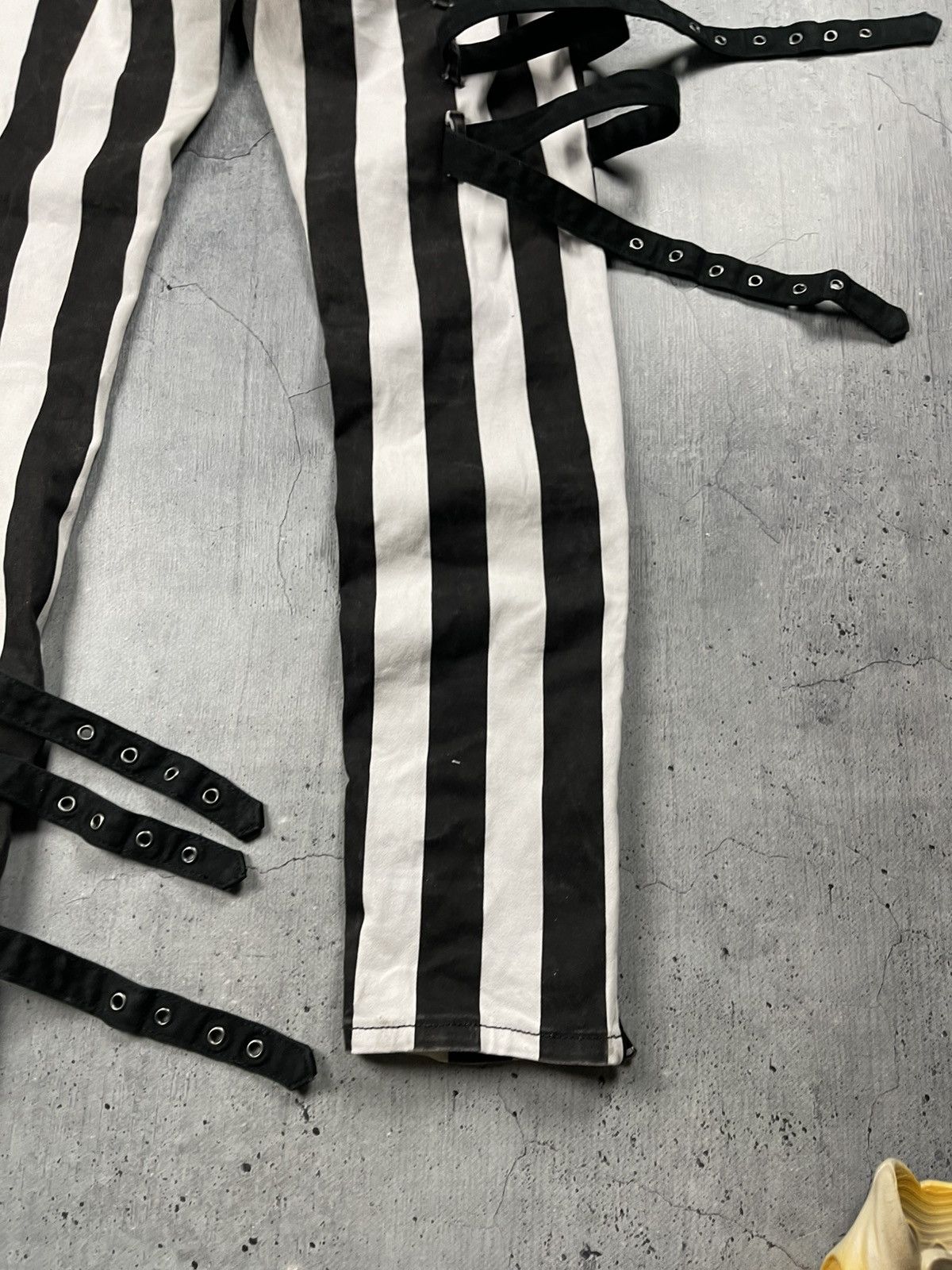 Other 🔥VERY RARE GOTHICANA BY EMP AVANT GARDE BONDAGE PANTS🔥 Size US 29 - 15 Thumbnail