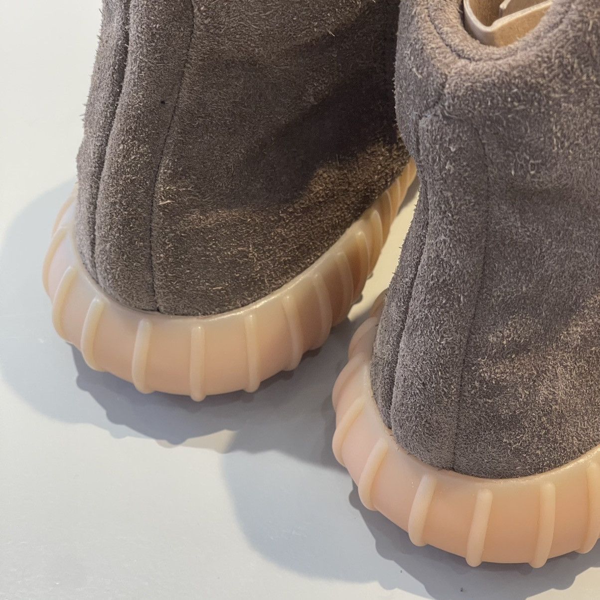 Adidas × Yeezy Adidas Yeezy Boost 750 Light Brown Gum (Chocolate) Size US 8 / EU 41 - 8 Thumbnail