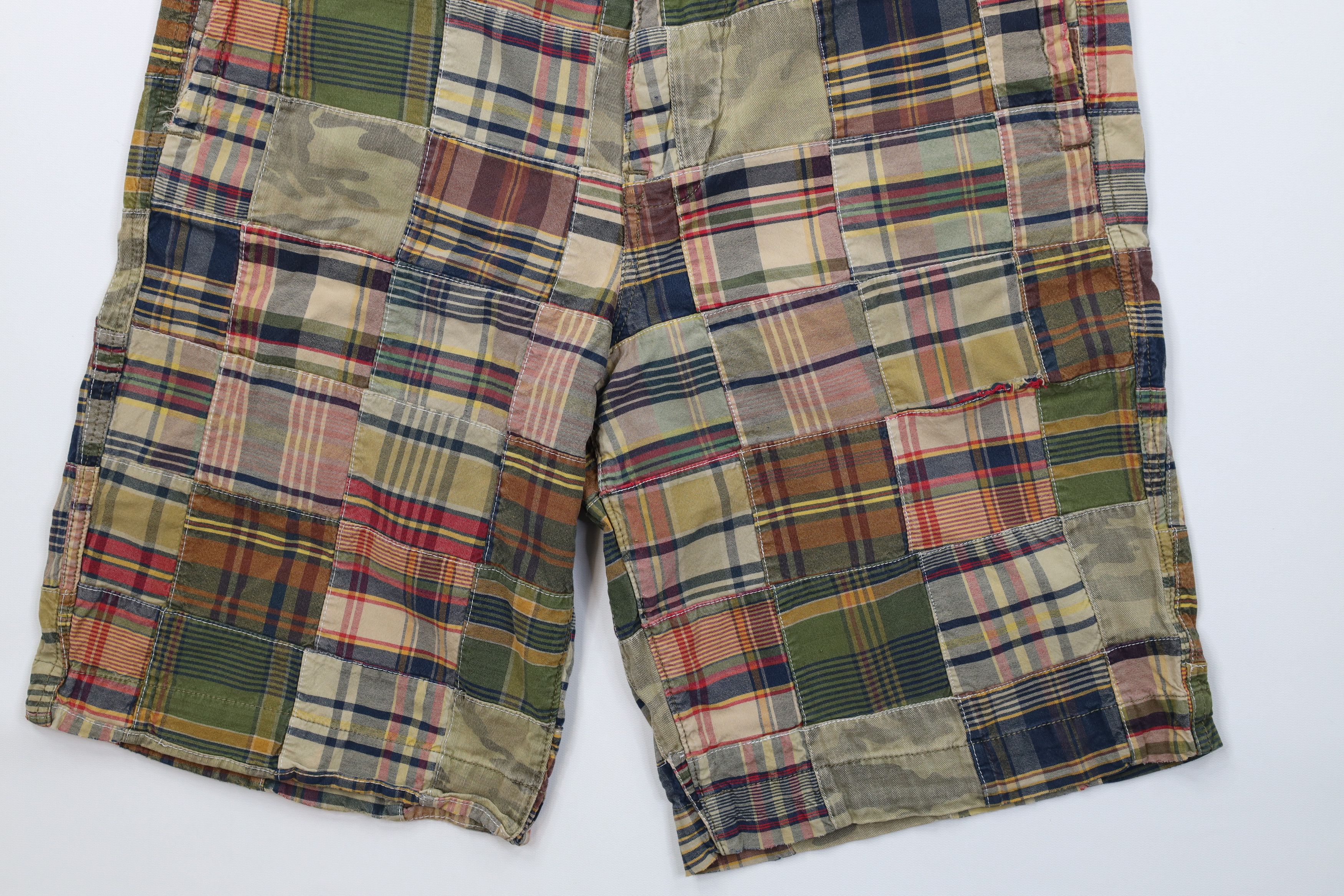 American Eagle Outfitters Vintage Y2K American Eagle Outfitters Length Rainbow Shorts Size US 32 / EU 48 - 4 Thumbnail