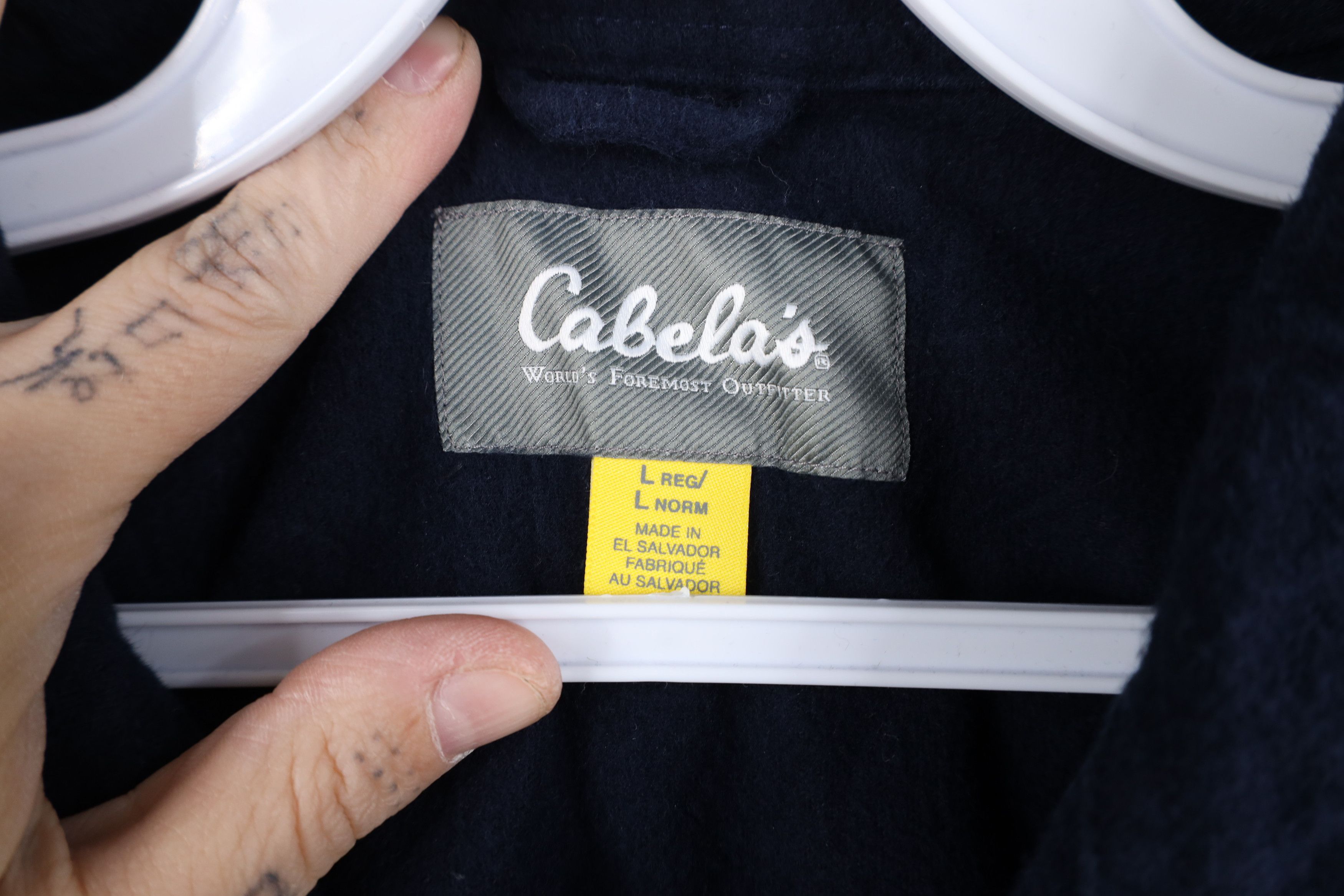 Cabelas Vintage Cabelas Chamois Collared Button Shirt Navy Blue Size US L / EU 52-54 / 3 - 4 Thumbnail