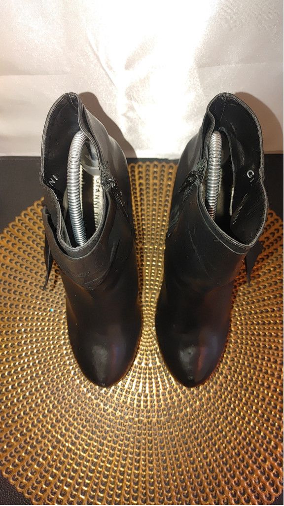 Gianni Valentino Gianni Bini Leather Booties Size 8.5M Size US 8.5 / IT 38.5 - 2 Thumbnail