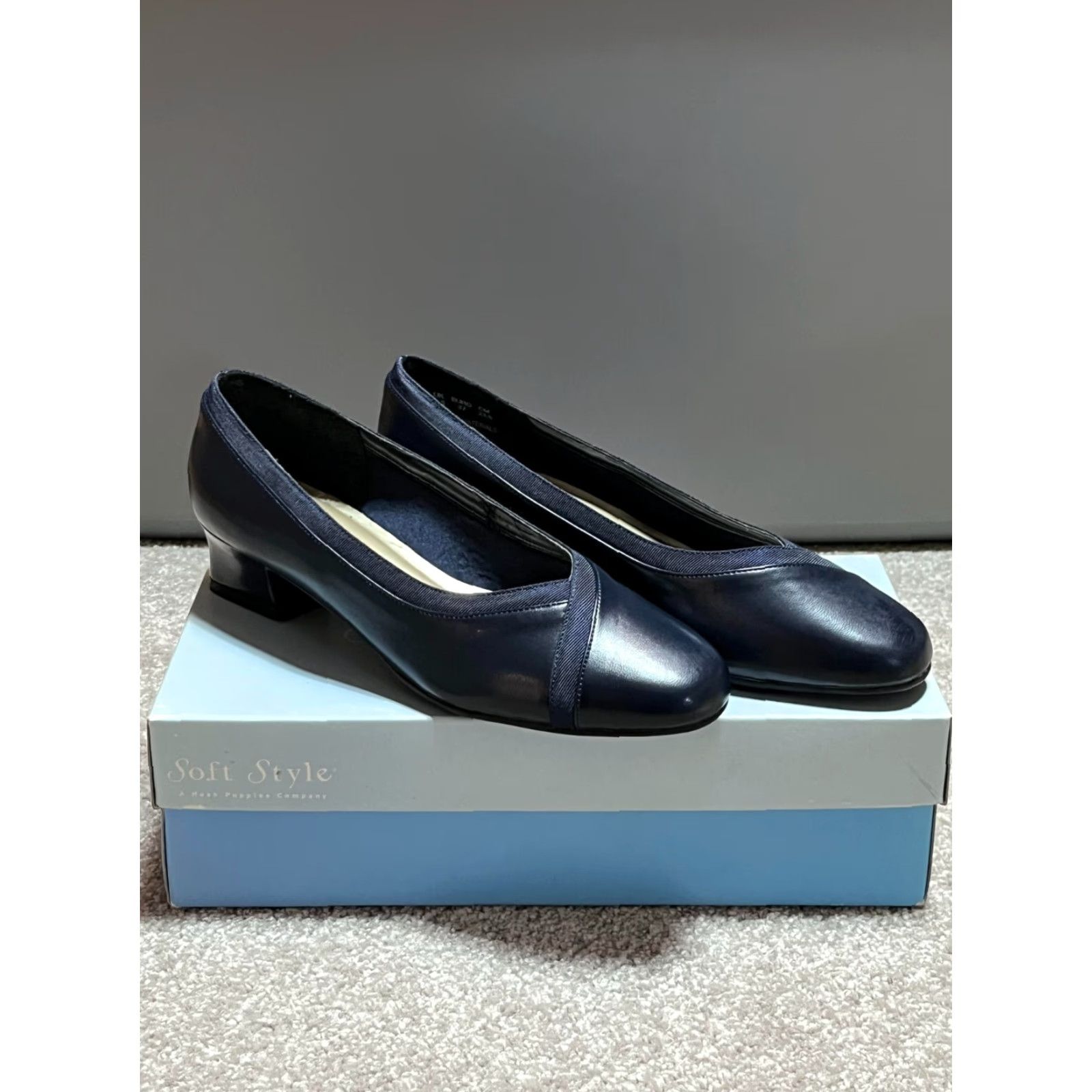 Soft Style by Hush Puppies Pump Heels Women 6.5 W Blue 70485 Devine Slip On Cuban Heel 1.5 in Shoes Women