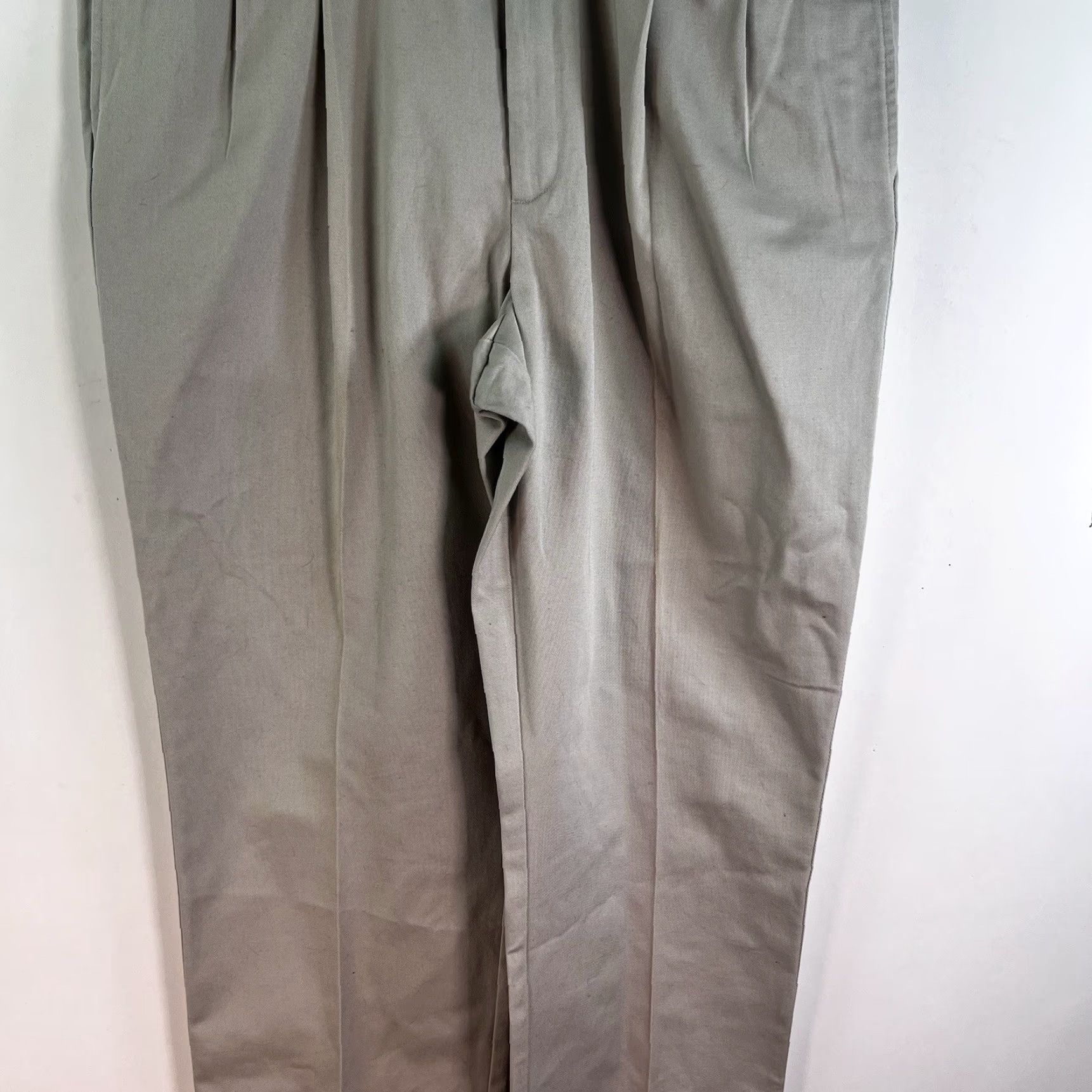 Tommy Hilfiger Tommy Hilfiger Khaki Pants Mens Size 40x32 Beige Straight Leg Regular Fit Size US 40 / EU 56 - 4 Thumbnail