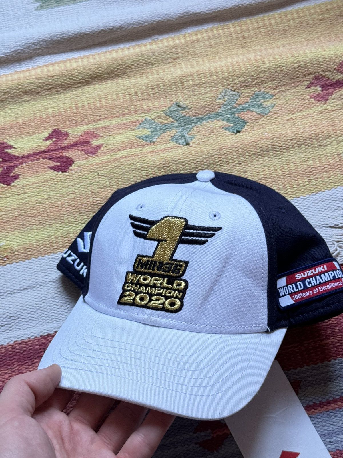 Formula 1 Suzuki 2020 Champion Team Formula 1 Racing Hat Size ONE SIZE - 4 Thumbnail