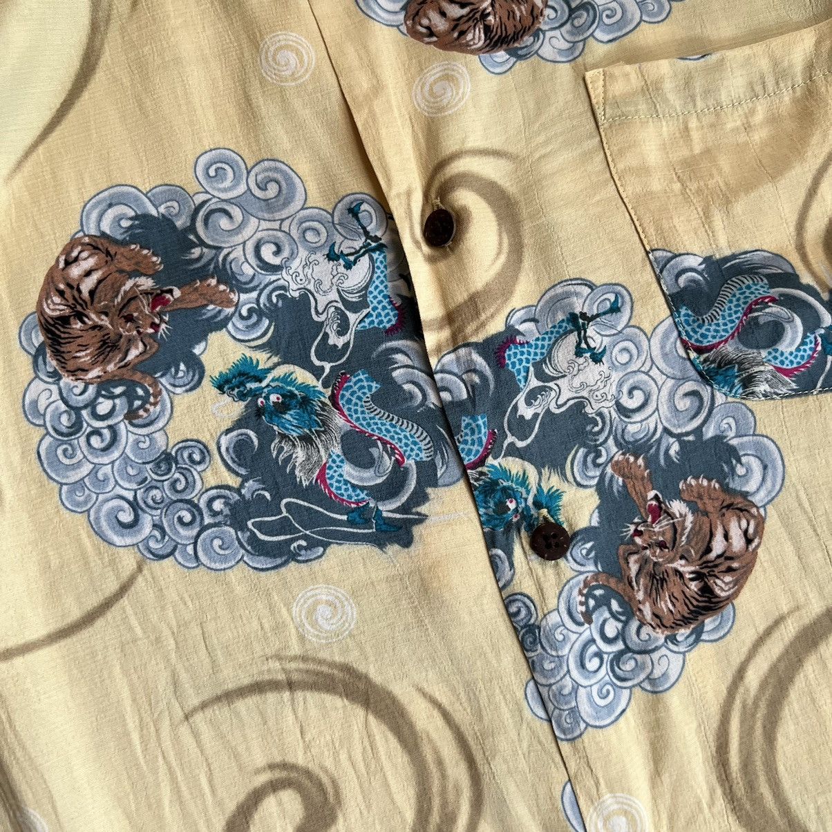 Japanese Brand 2000s Bicol Bird Dragon Pattern Hawaiian Shirt Size US L / EU 52-54 / 3 - 4 Thumbnail