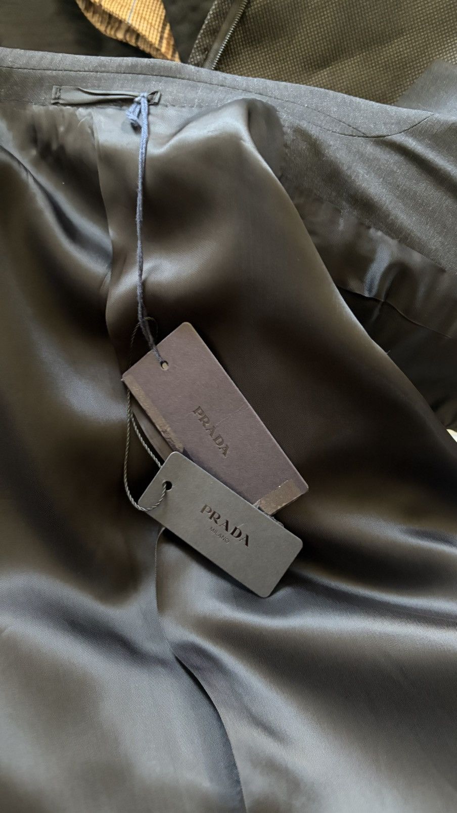 Prada Prada Single Breast 3-Button Wool Suit in Anthracite Size 34R - 9 Thumbnail