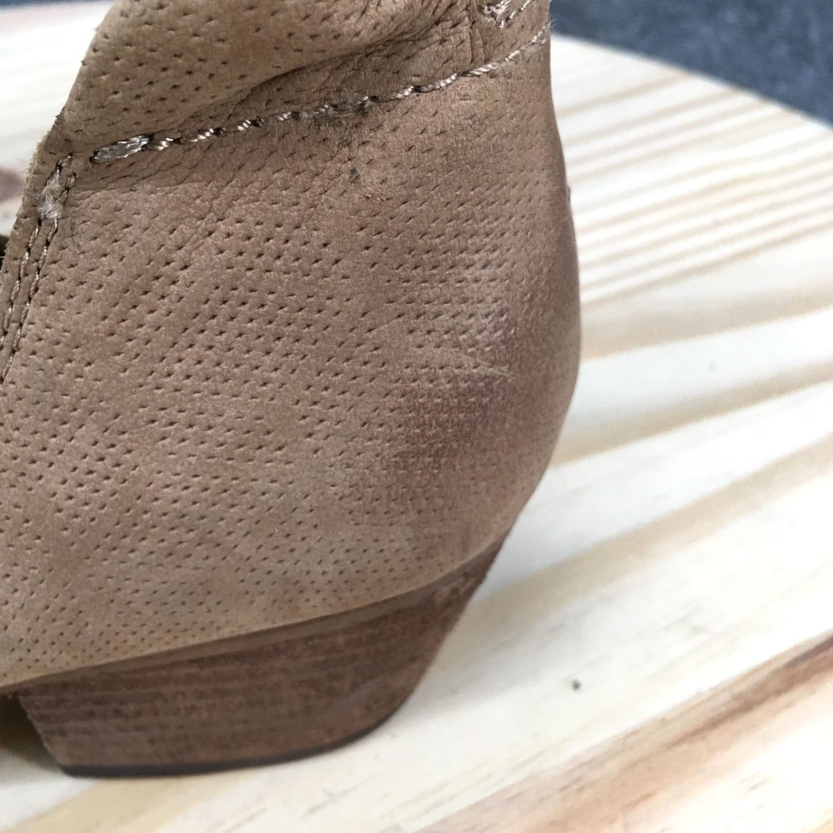 Dolce Vita Dolce Vita Boots Womens 8 Sonya Perforated Ankle Booties Brown Heels Slip On Shoes Brown Womens Bootie Casual Fall Winter 8 Size US 8 / IT 38 - 3 Thumbnail