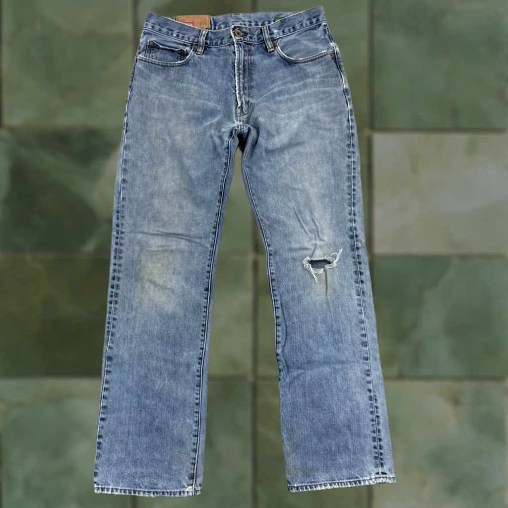 Gap VINTAGE Gap 1969 Jeans Mens 32x32 Blue Straight Leg Relaxed Fit Distressed Denim Size US 32 / EU 48 - 1 Thumbnail