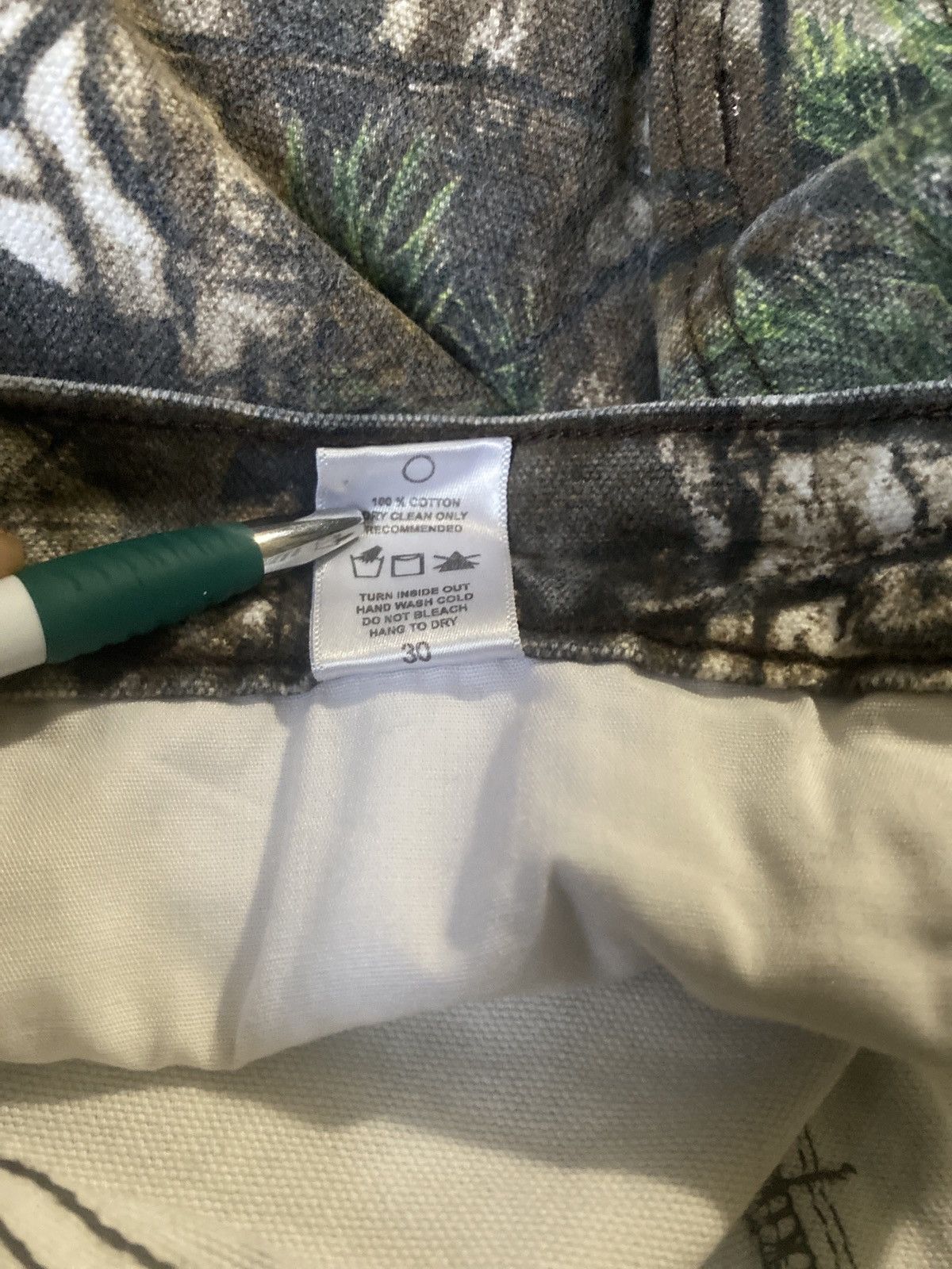 Mintcrew Mintcrew Real Tree Camouflaged Flare Pants Size US 30 / EU 46 - 5 Thumbnail