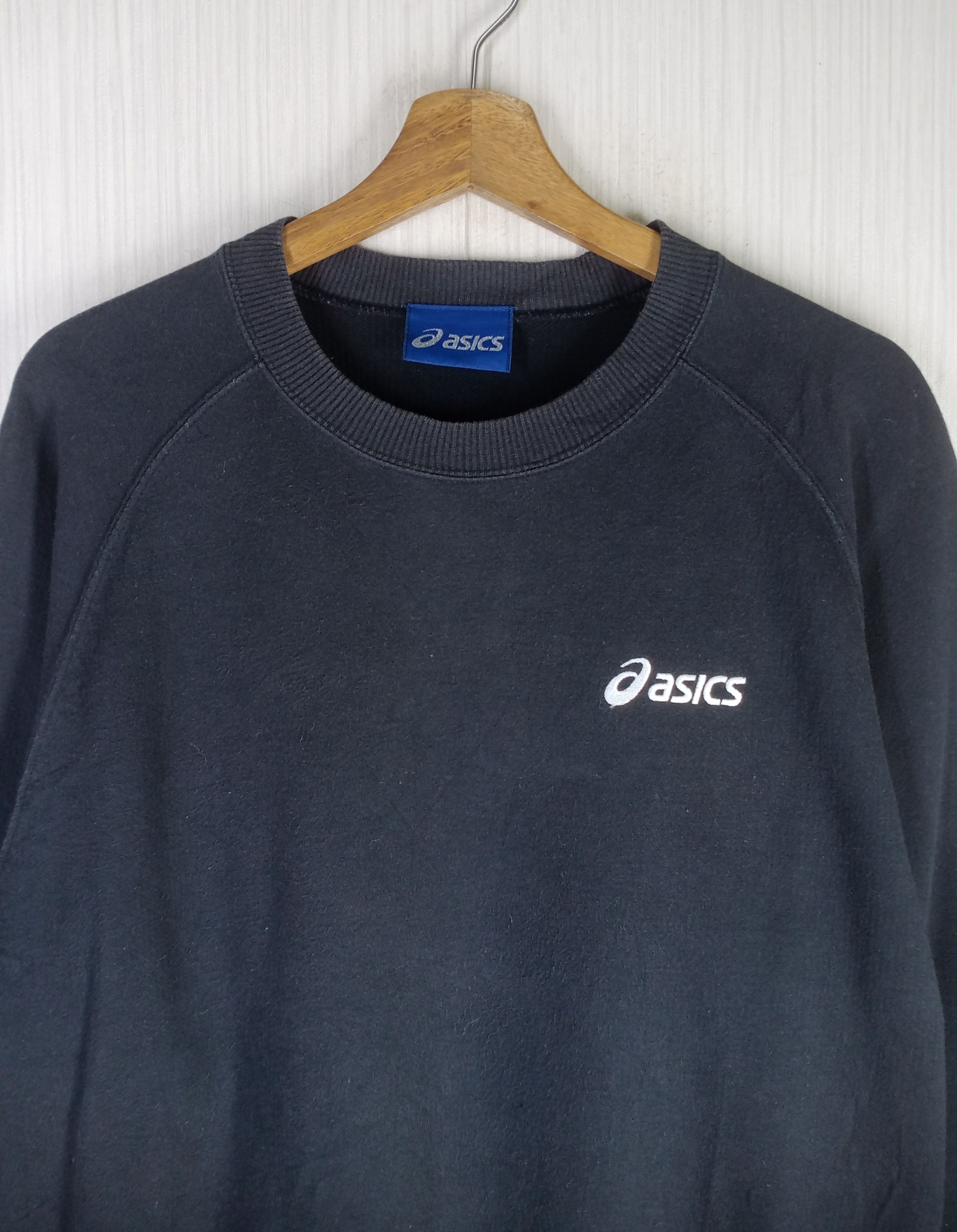 Asics Rare Vintage 90s Asics Small Logo Crewneck Sweatshirt Size US M / EU 48-50 / 2 - 2 Thumbnail