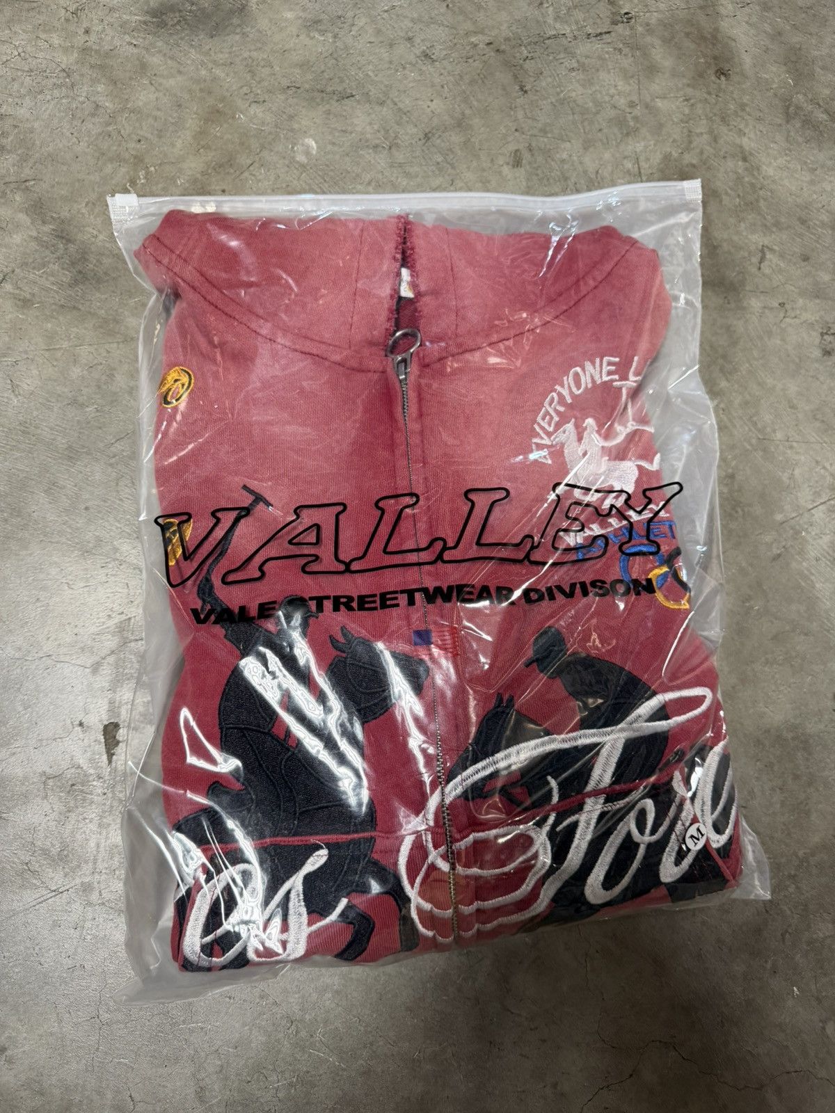 Vale Vale Forever Rockefeller Zip Up Red Hoodie Size US M / EU 48-50 / 2 - 7 Thumbnail
