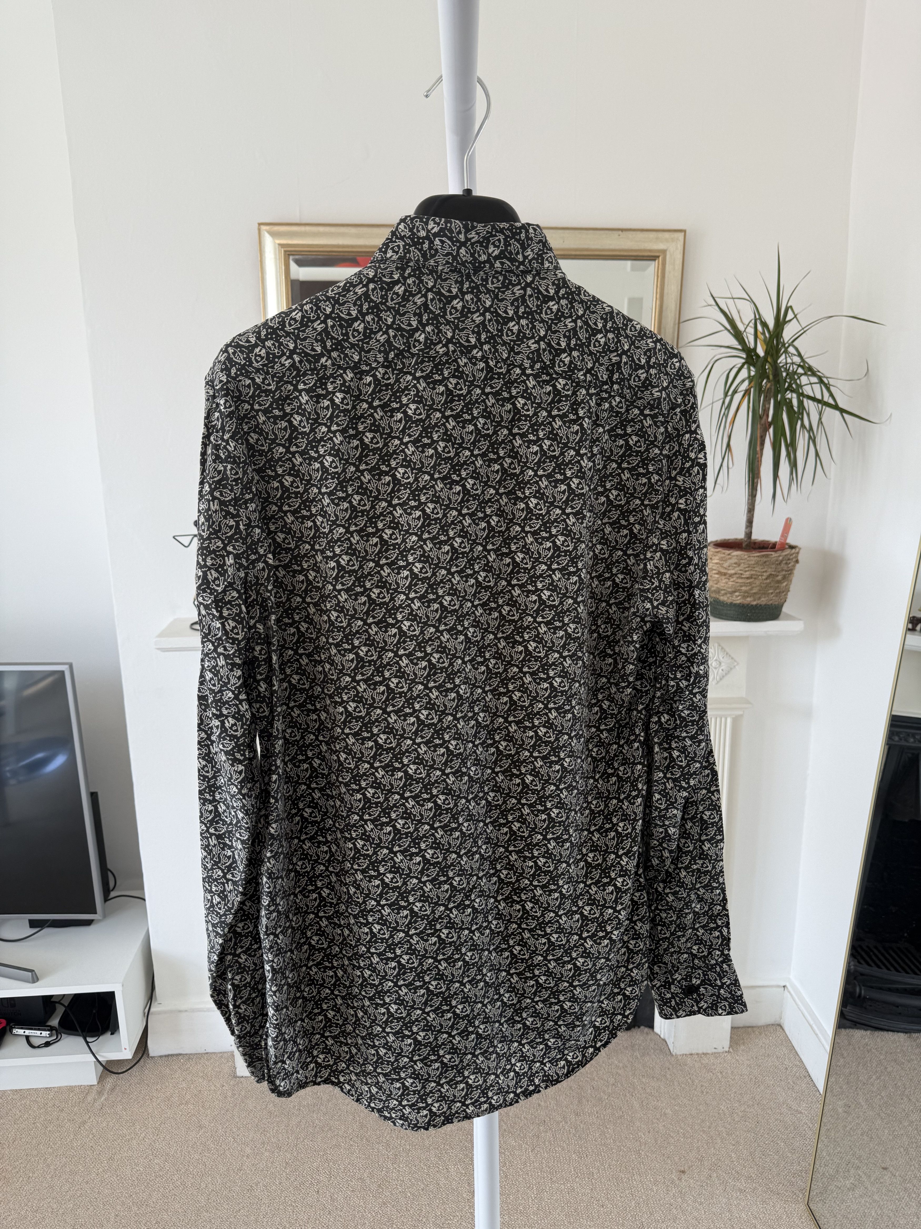 Saint Laurent Paris SS18 Saint Laurent Piranha Long Sleeve Silk Shirt Size US S / EU 44-46 / 1 - 6 Thumbnail