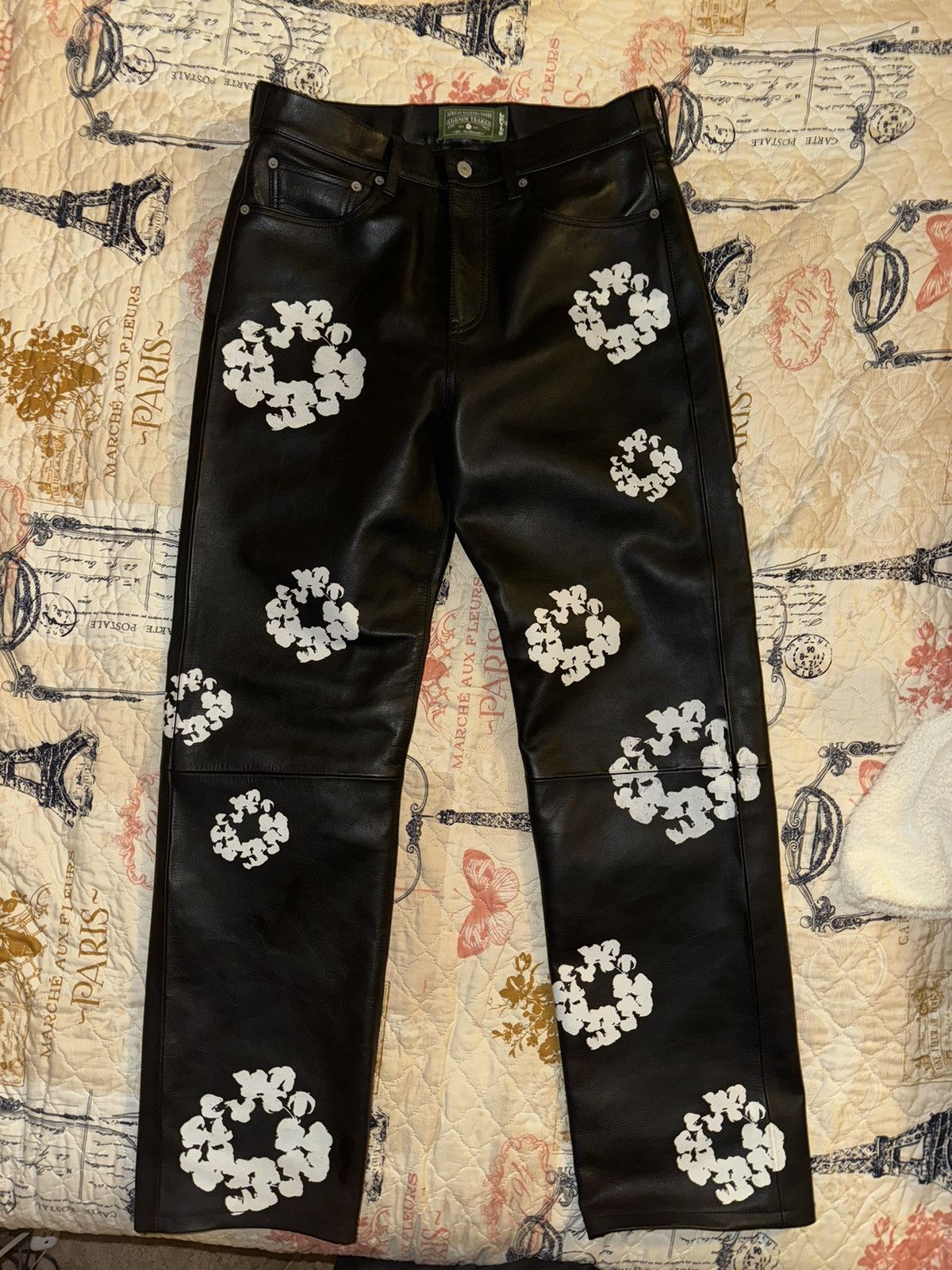 image of Denim Tears X Levi’S Leather Cotton Wreath Jeans in Black, Men's (Size 32)