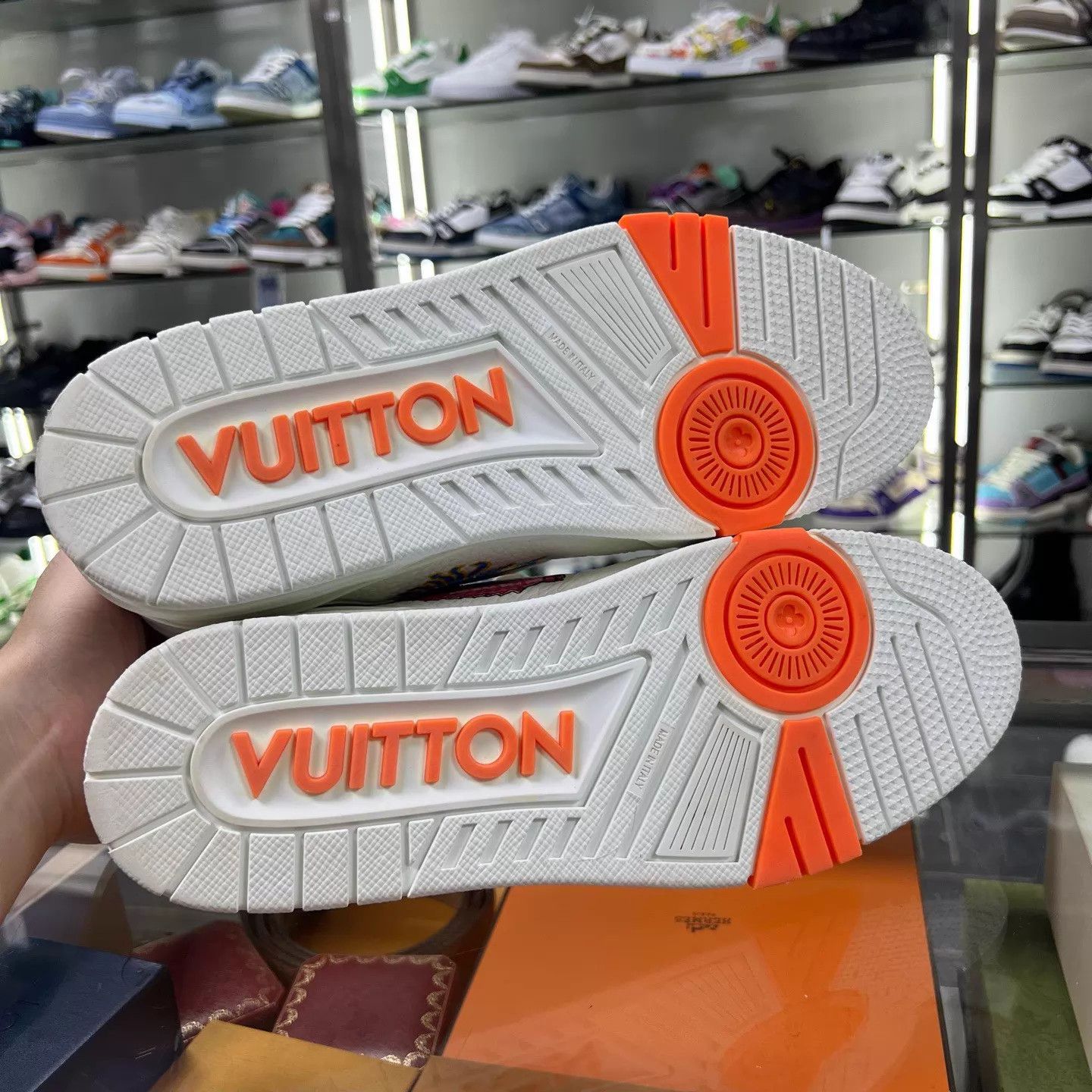 Louis Vuitton LV x Yayoi Kusama Trainer UK8 Size US 9 / EU 42 - 6 Thumbnail
