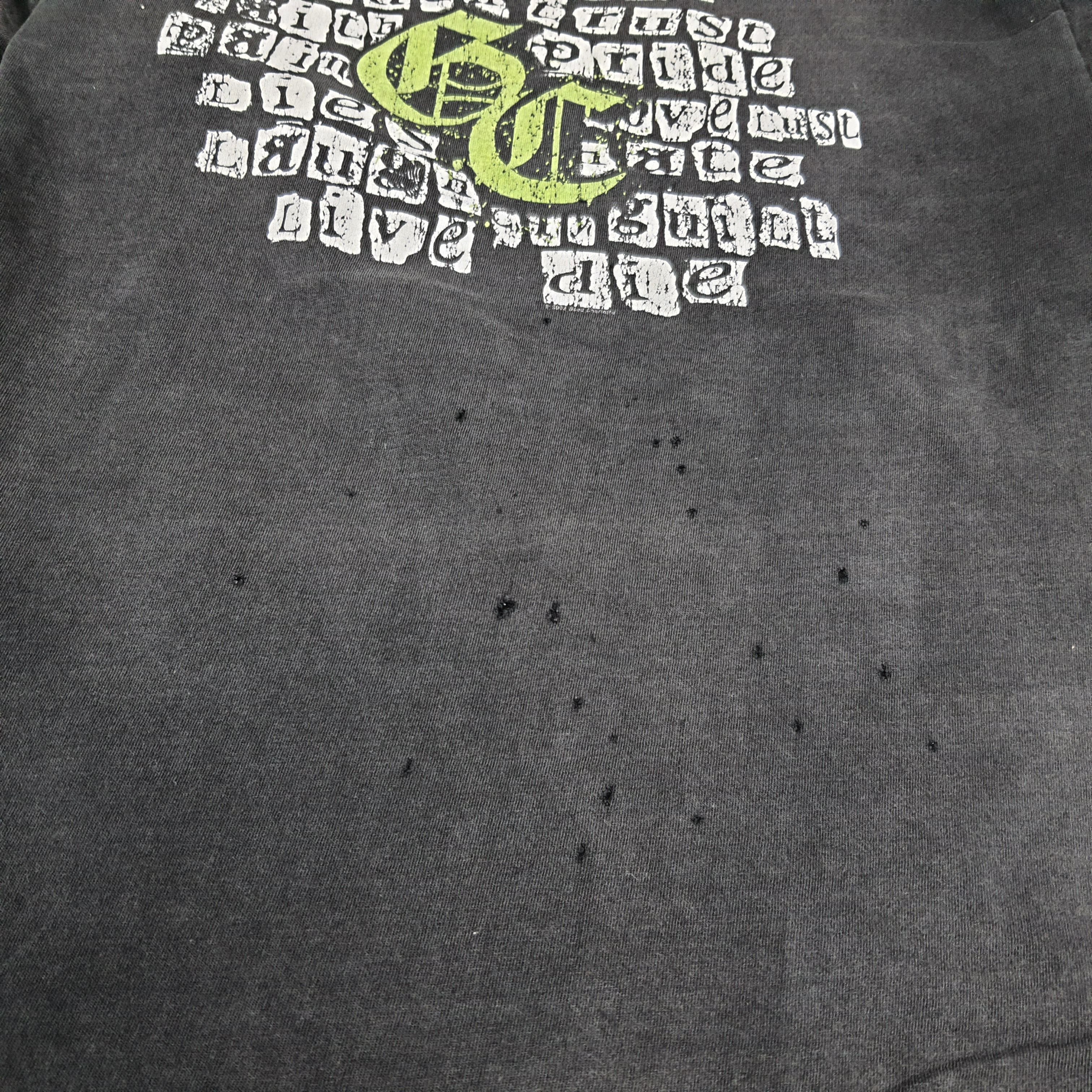 Band Tees × Vintage Vintage Good Charlotte Band Rock Tour Distressed T-shirt Size US L / EU 52-54 / 3 - 8 Thumbnail