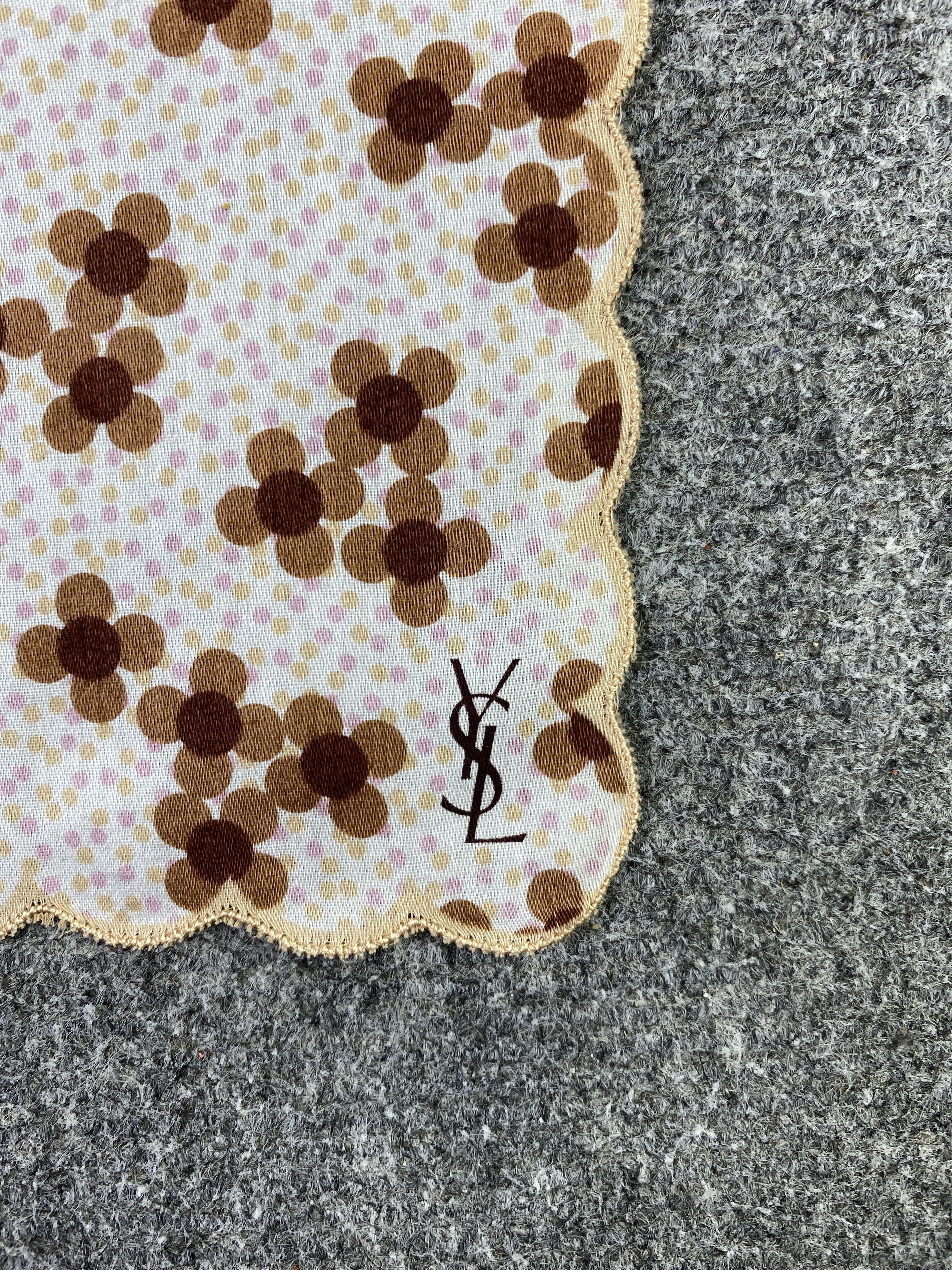 Yves Saint Laurent Yves Saint Laurent Handkerchief / Neckerchief KT0223 Size ONE SIZE - 6 Thumbnail