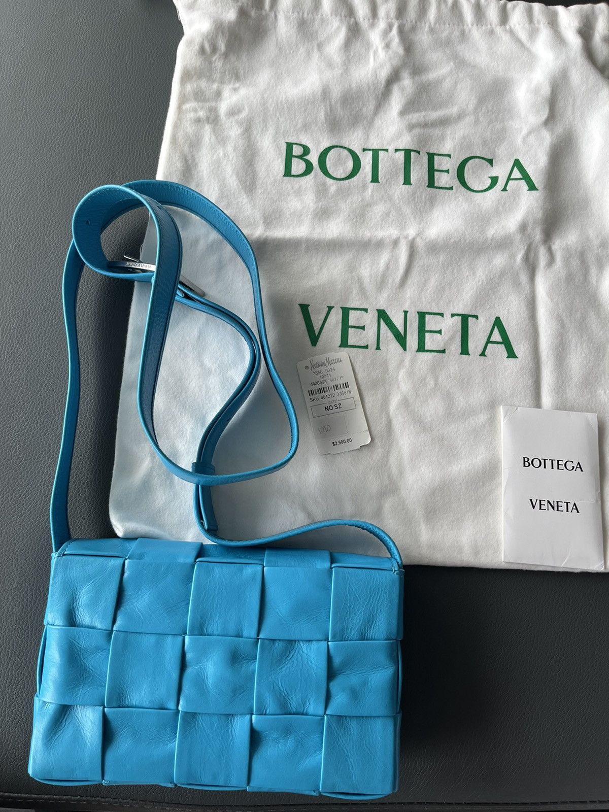 Bottega Veneta $3k value Super Runway Brand New Cassette Bag Waxed Leather Size ONE SIZE - 14 Thumbnail