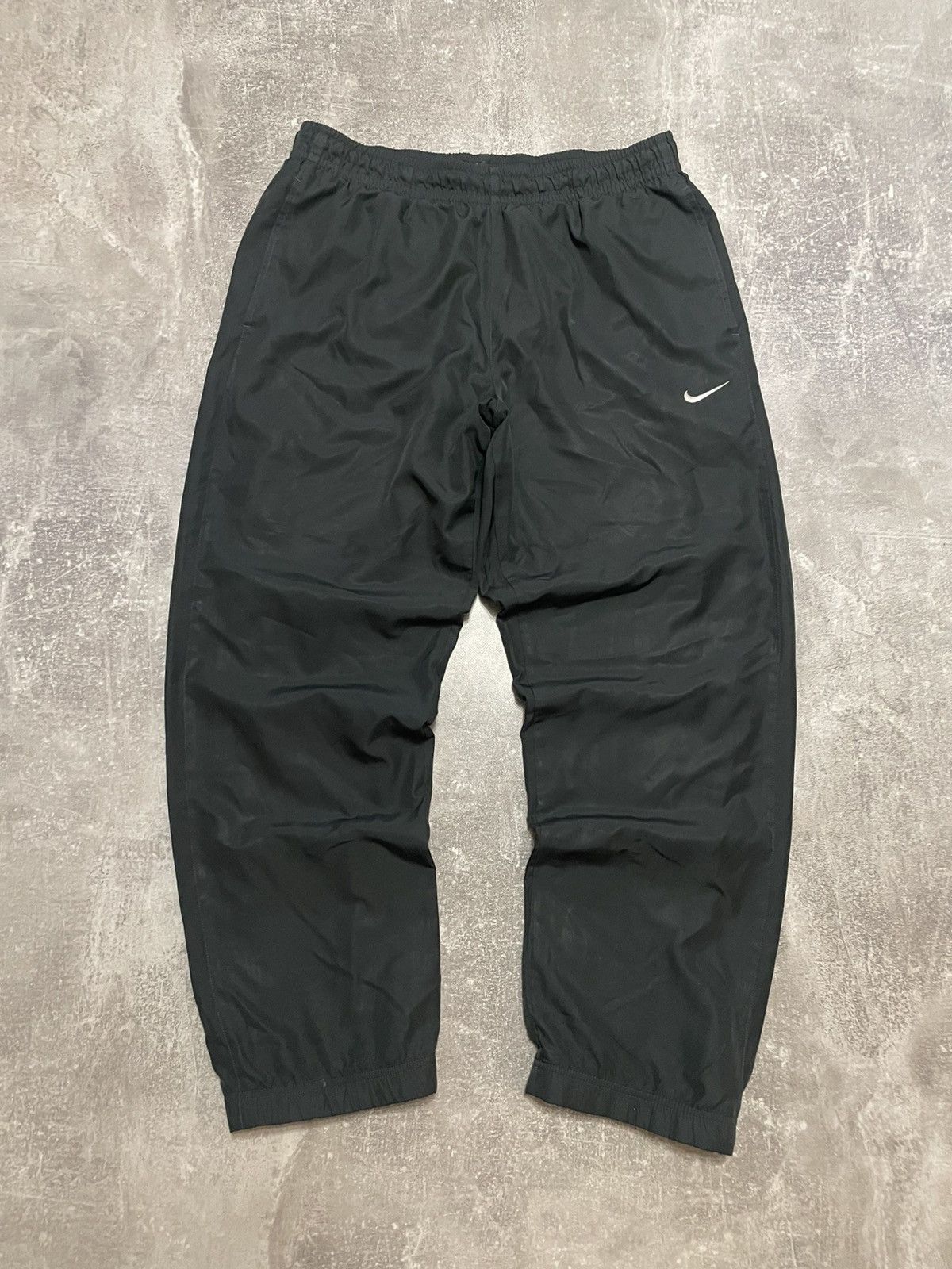 Nike × Vintage Vintage Nike Nylon Black Pants Drill Size L Size US 34 / EU 50 - 1 Thumbnail