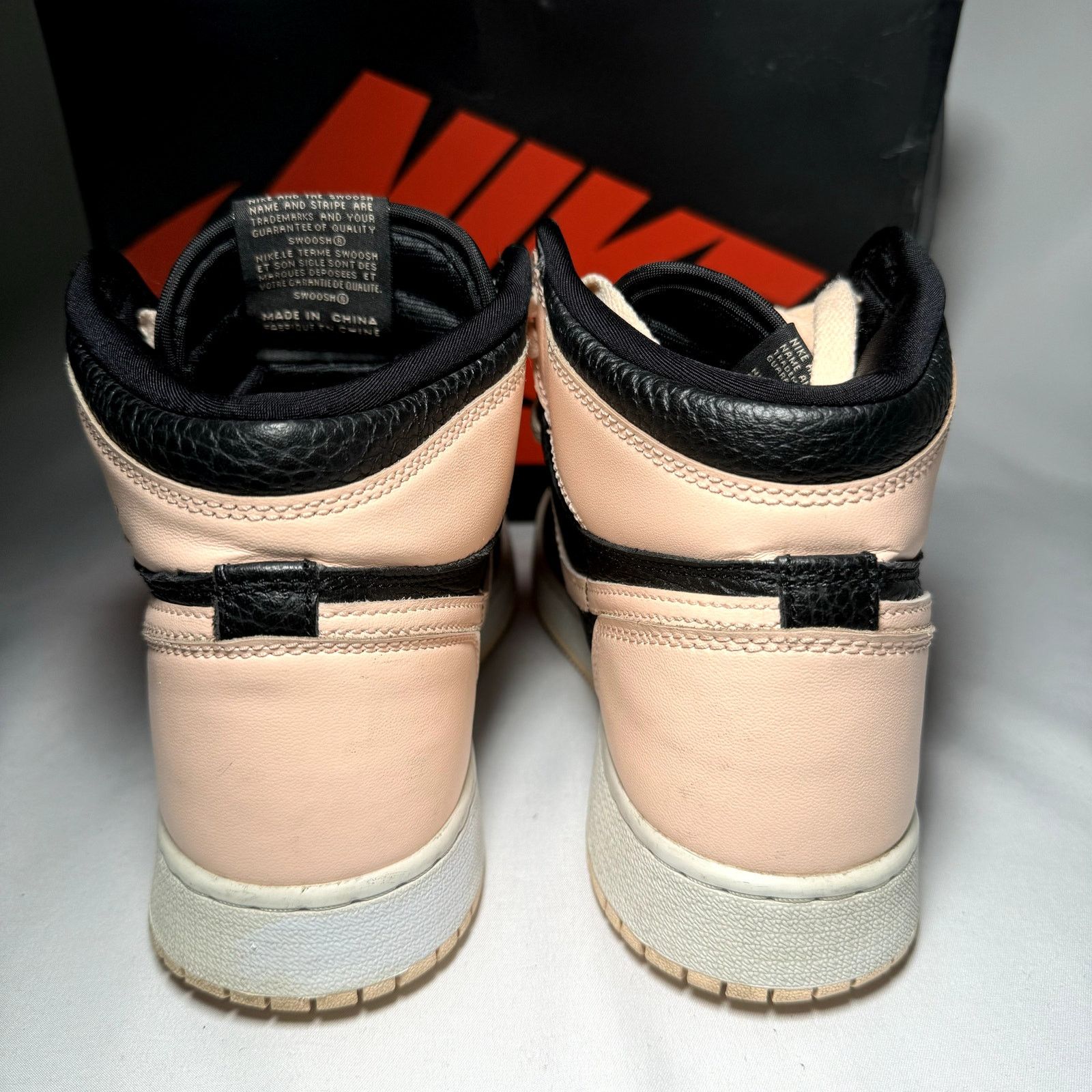 Jordan Brand × Nike Nike Air Jordan 1 Retro High OG GS Crimson Tint - Size 6.5 Size US 6.5 / EU 39-40 - 5 Thumbnail