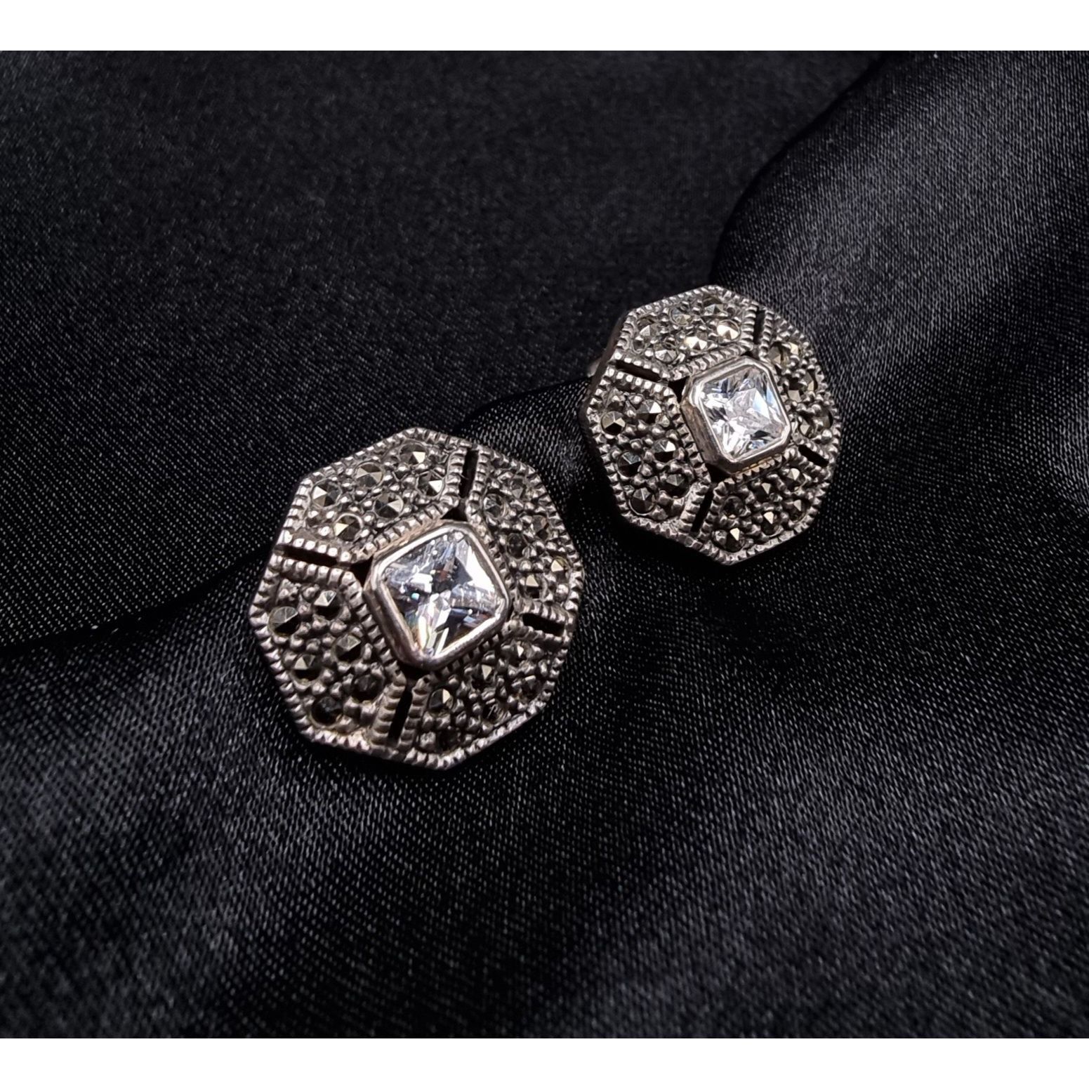 Vintage Rare Find Judith Jack Sterling Silver Marcasite & Crystal Oc Size ONE SIZE - 1 Thumbnail